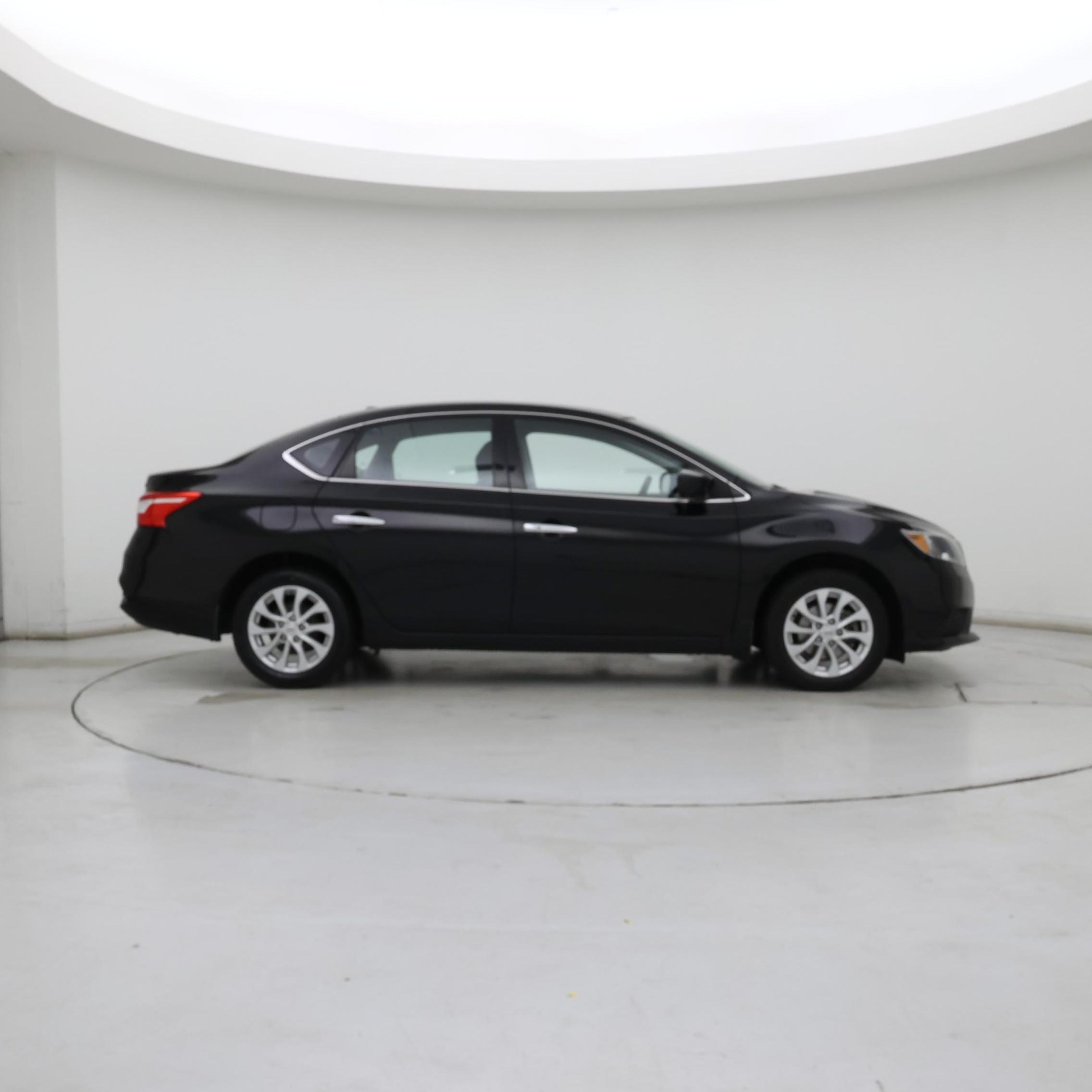 Thumbnail: 2019 Nissan Sentra - 7