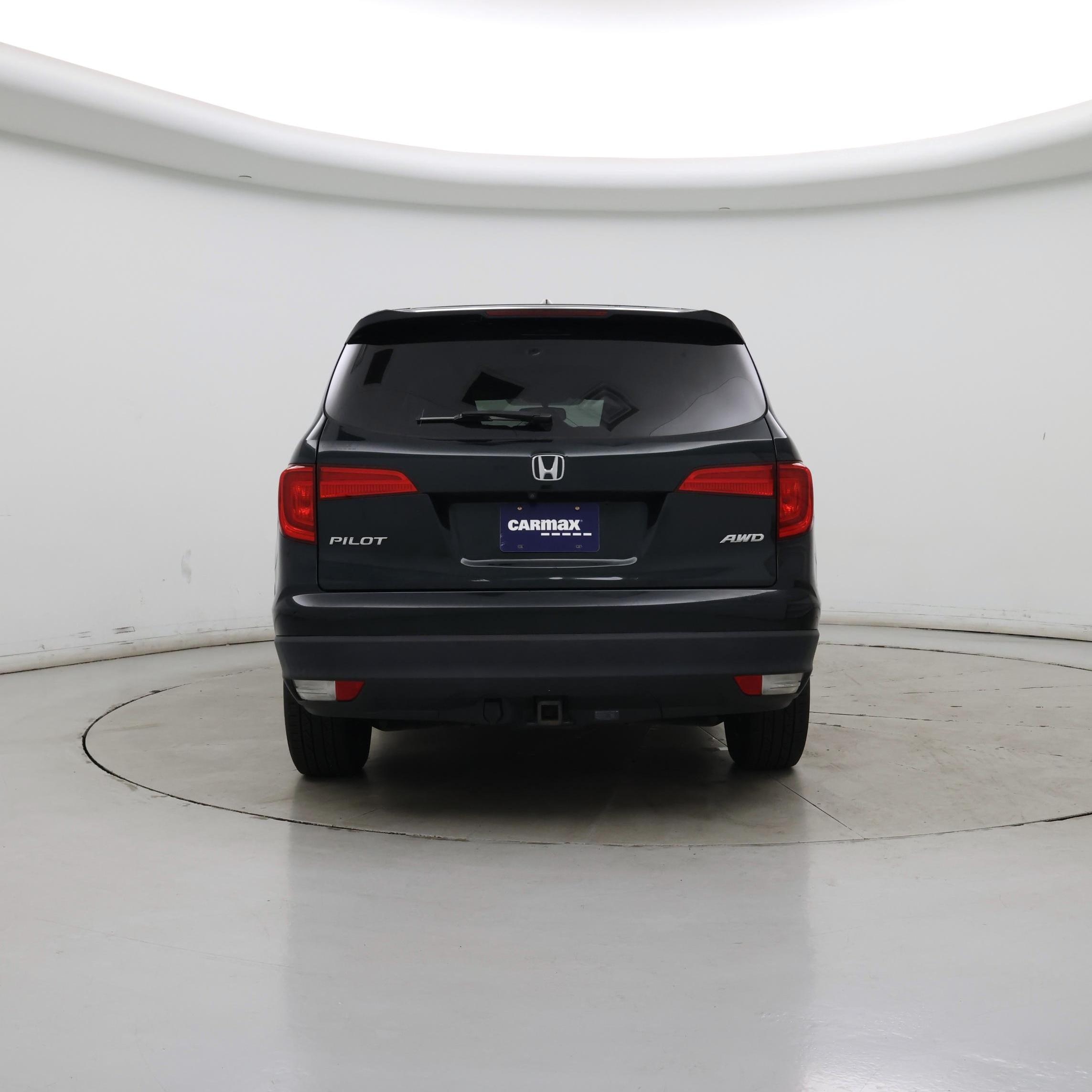 Thumbnail: 2017 Honda Pilot - 6