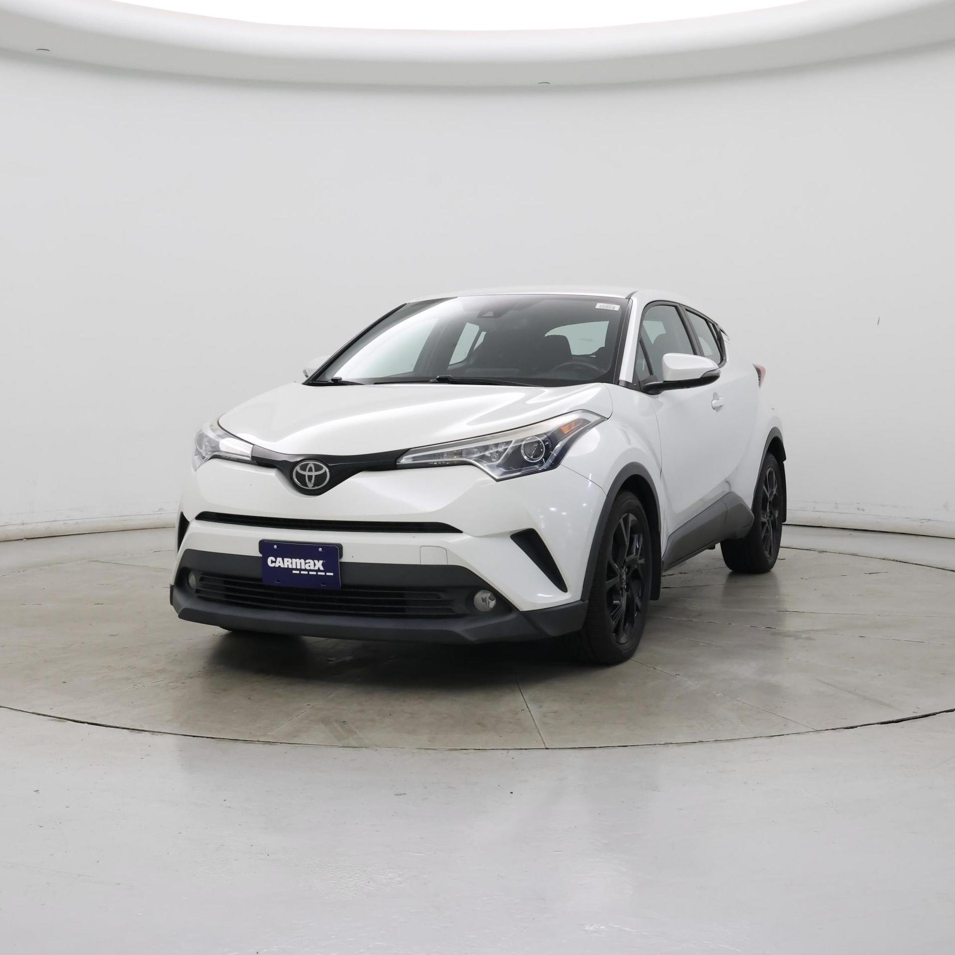 Thumbnail: 2018 Toyota C-HR - 4