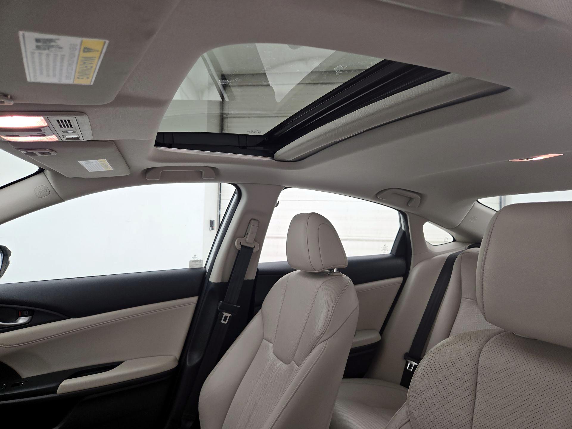 Thumbnail: 2019 Honda Insight - 20