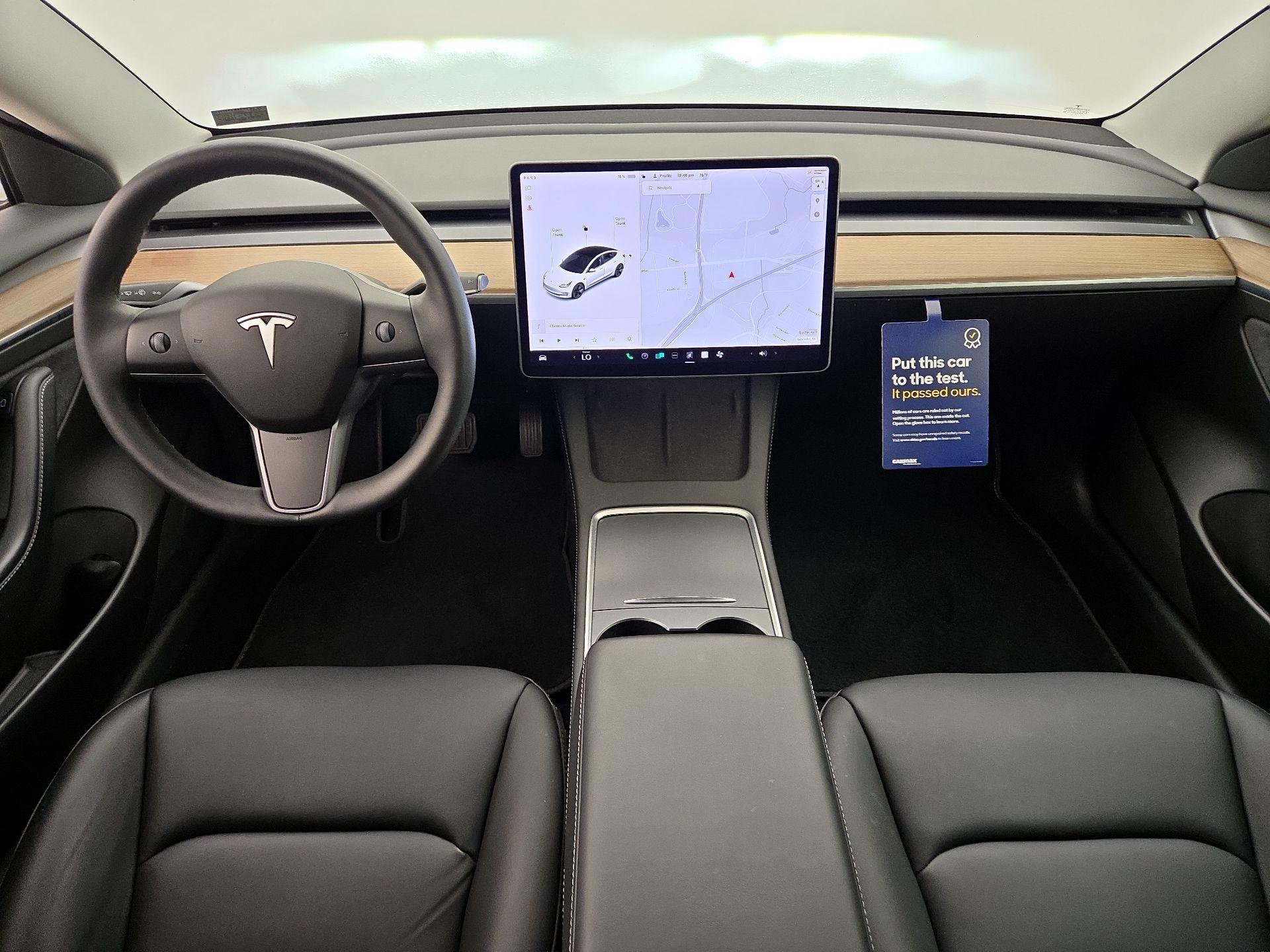 Thumbnail: 2022 Tesla Model 3 - 9