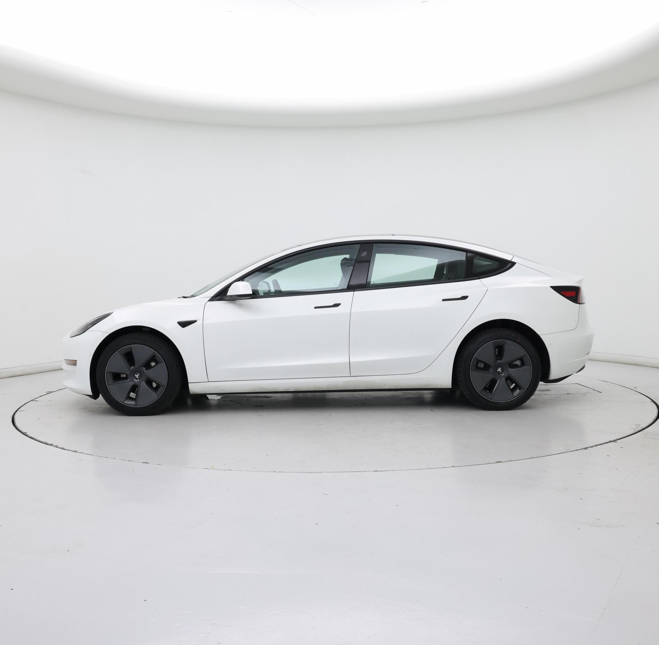 Thumbnail: 2022 Tesla Model 3 - 3