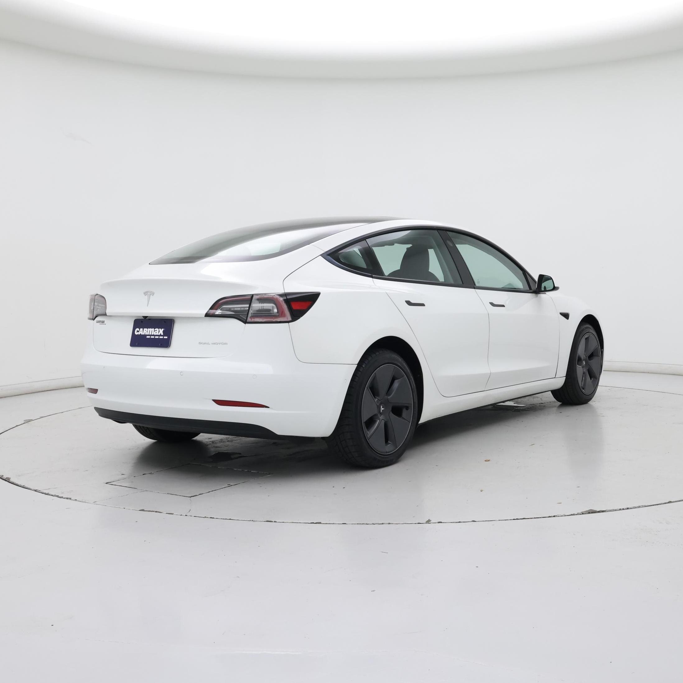 Thumbnail: 2022 Tesla Model 3 - 8