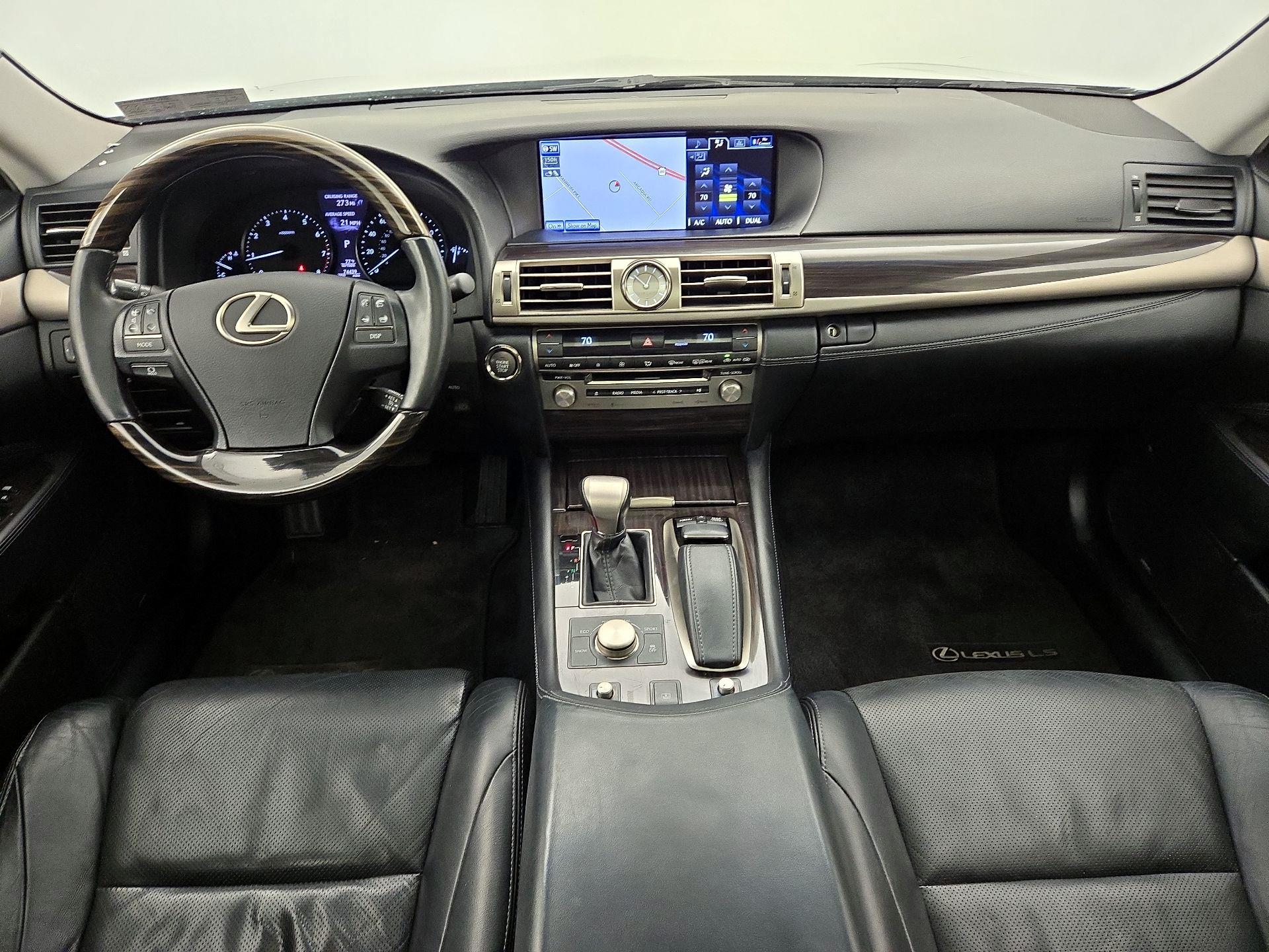 Thumbnail: 2013 Lexus LS - 9