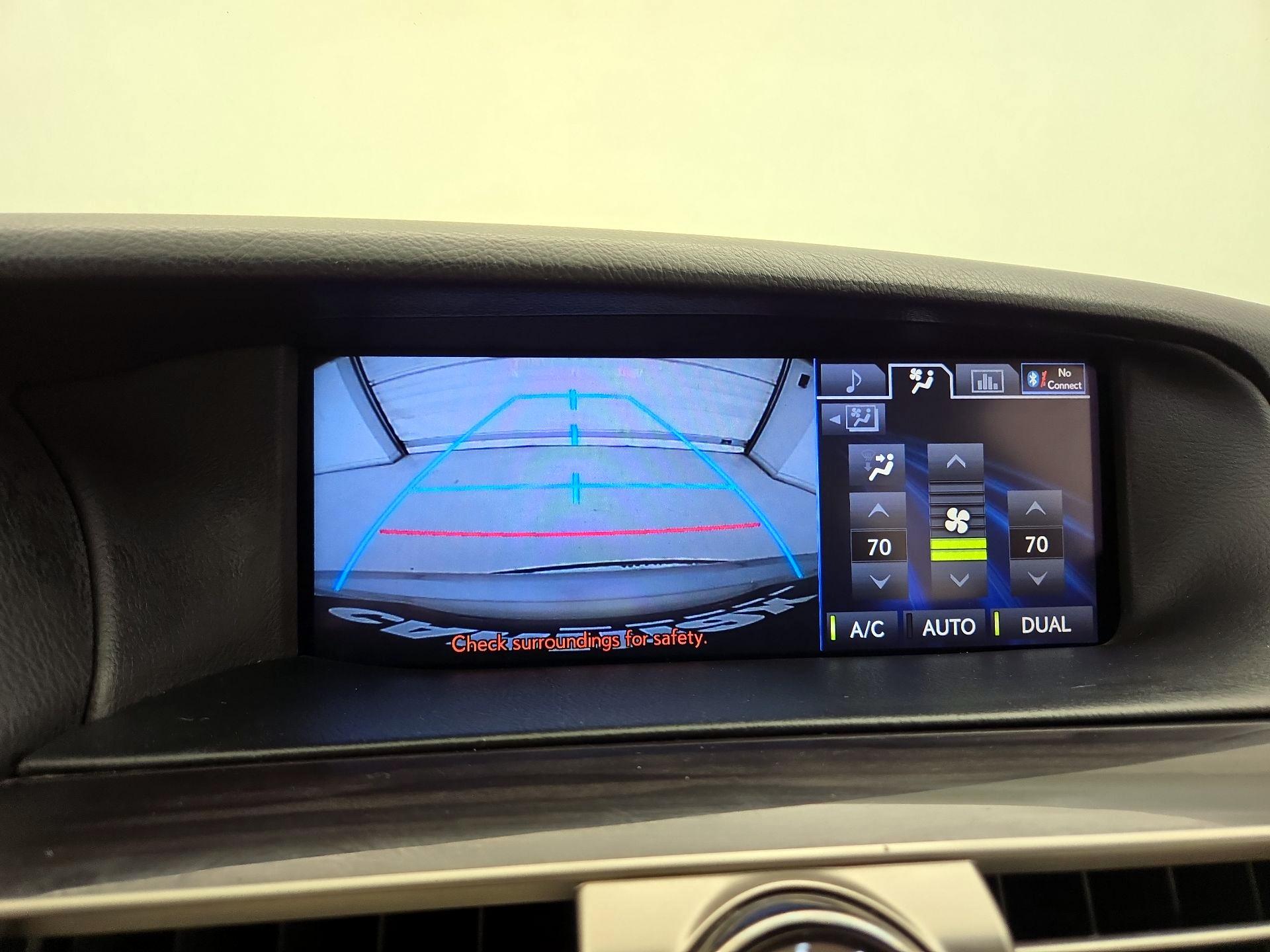 Thumbnail: 2013 Lexus LS - 15