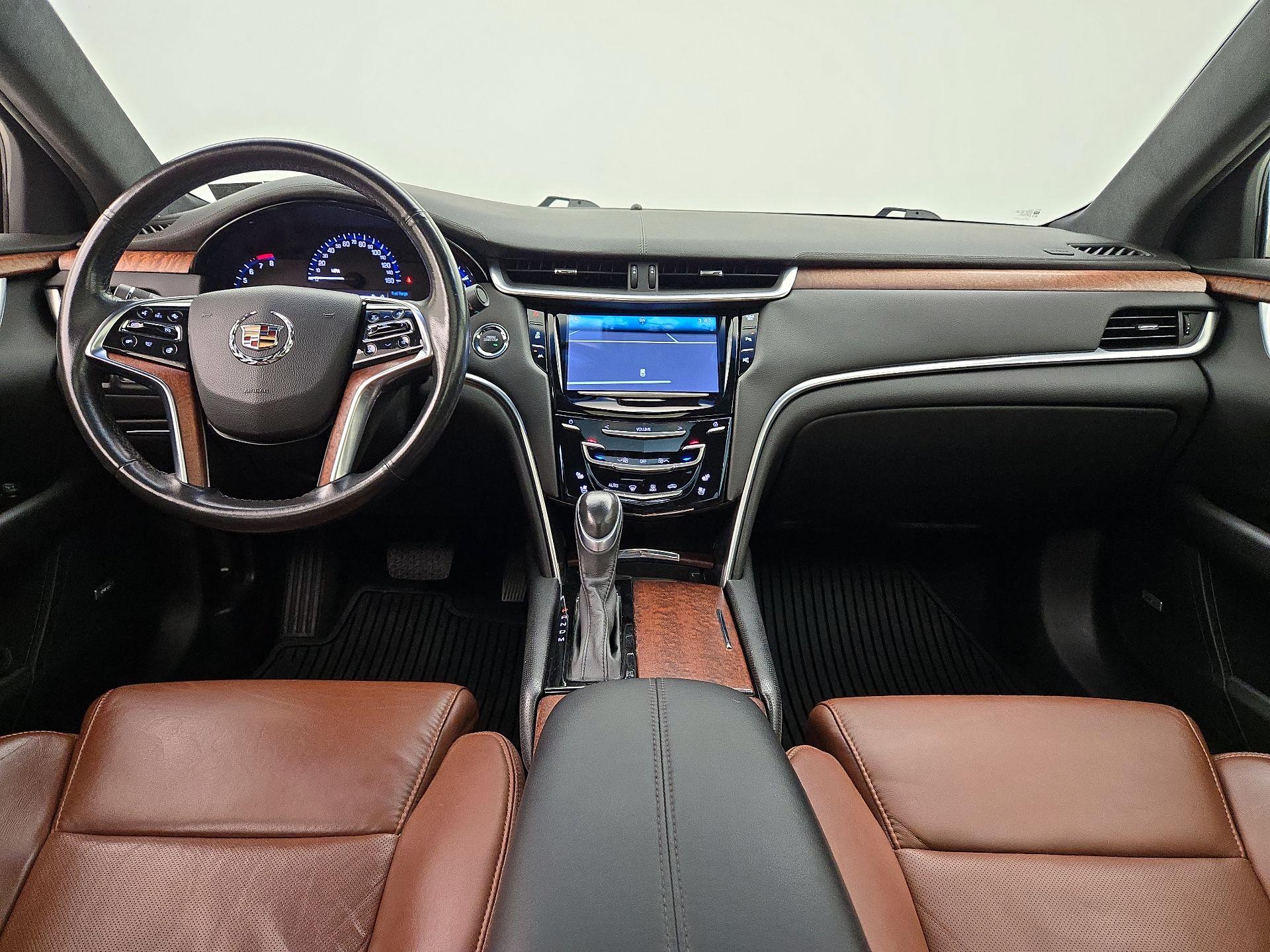 Thumbnail: 2015 Cadillac XTS - 9