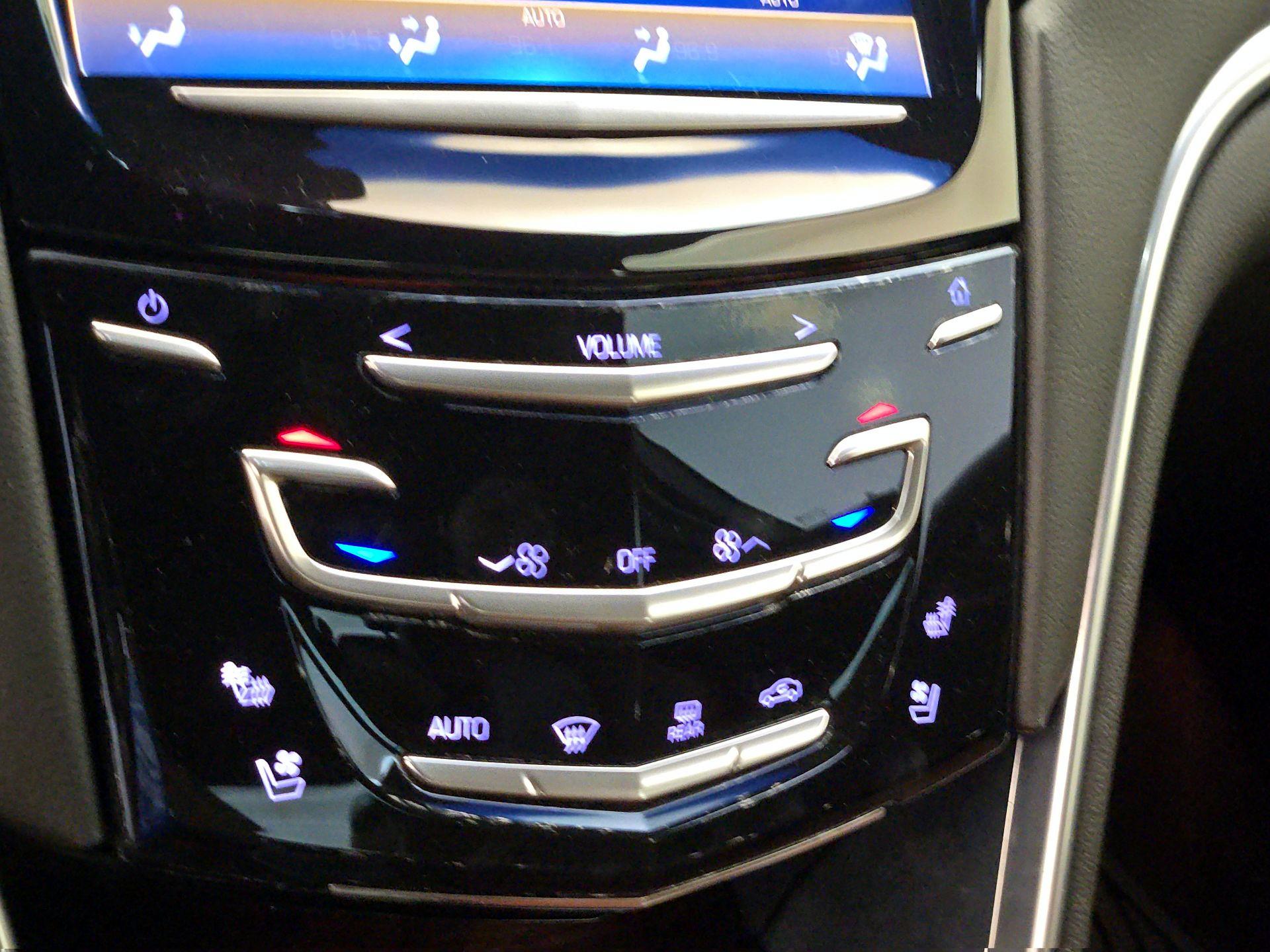 Thumbnail: 2015 Cadillac XTS - 16