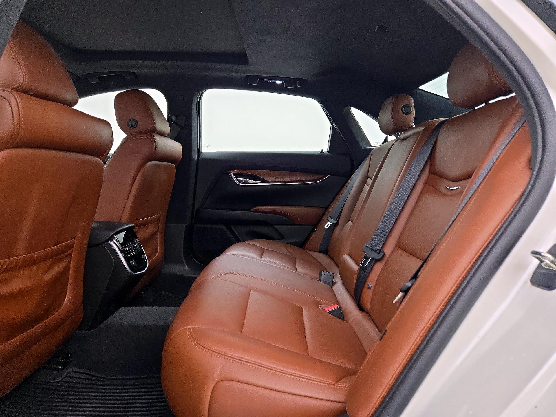 Thumbnail: 2015 Cadillac XTS - 20