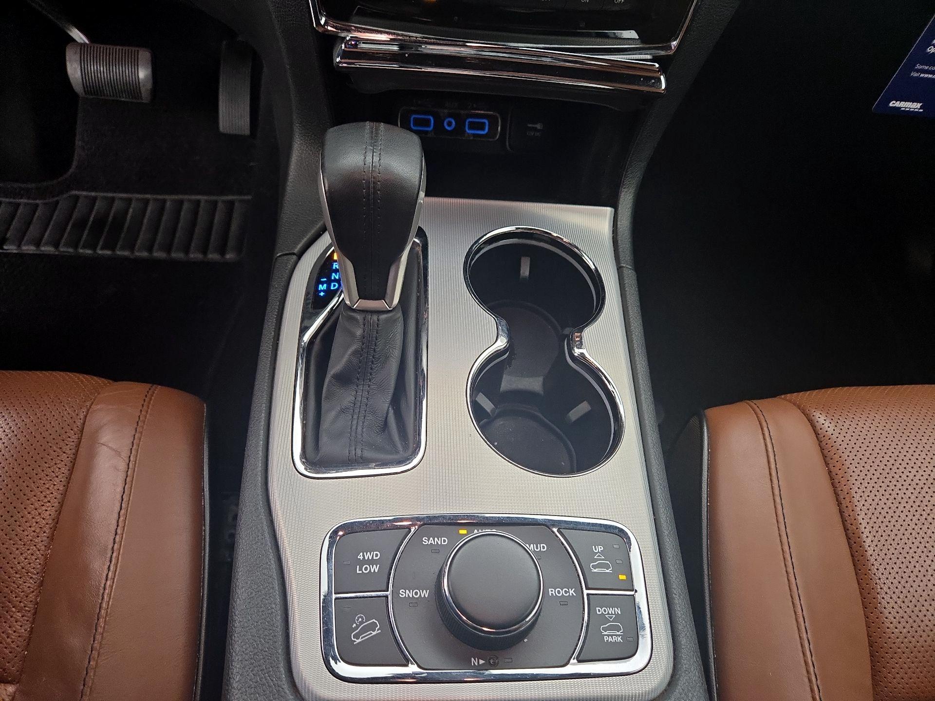 Thumbnail: 2019 Jeep Grand Cherokee - 18