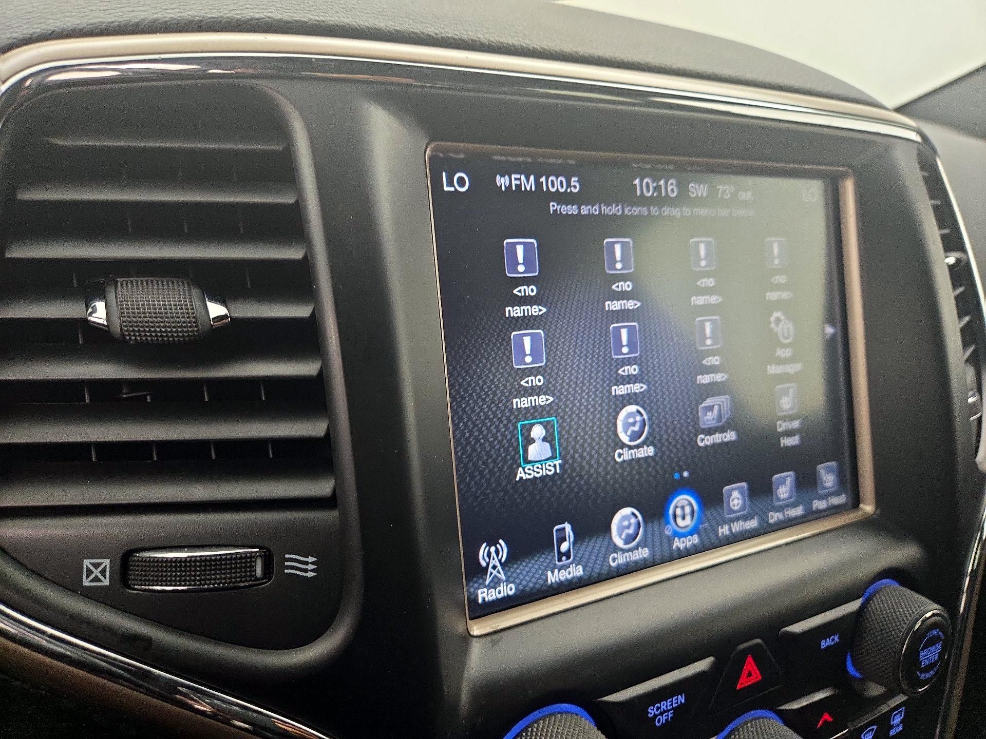 Thumbnail: 2015 Jeep Grand Cherokee - 14