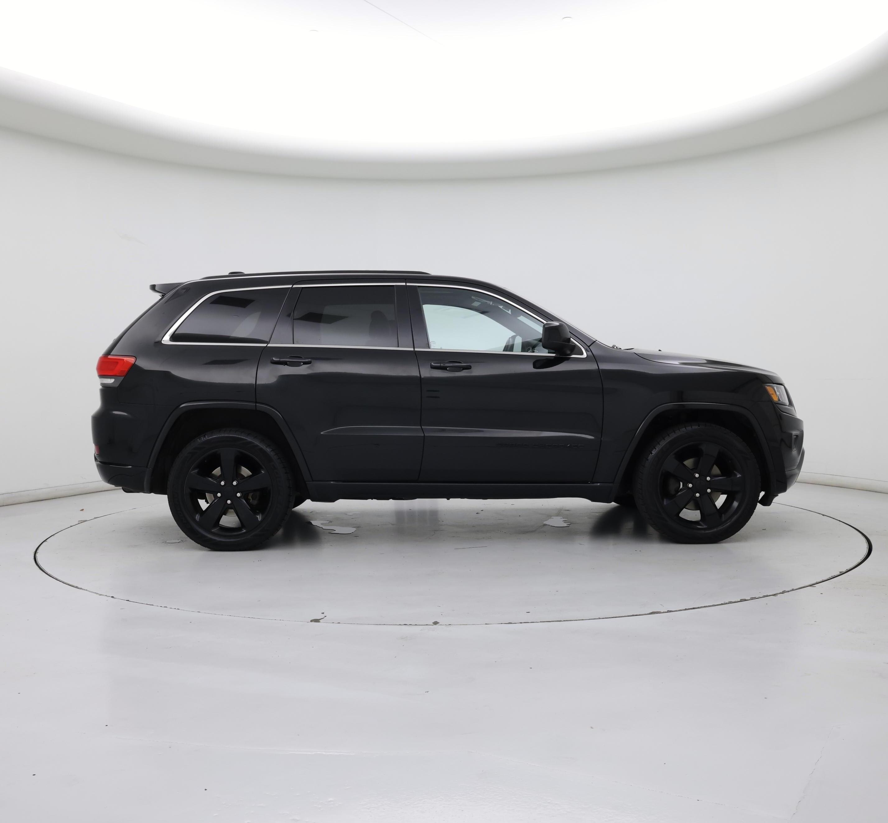Thumbnail: 2015 Jeep Grand Cherokee - 7