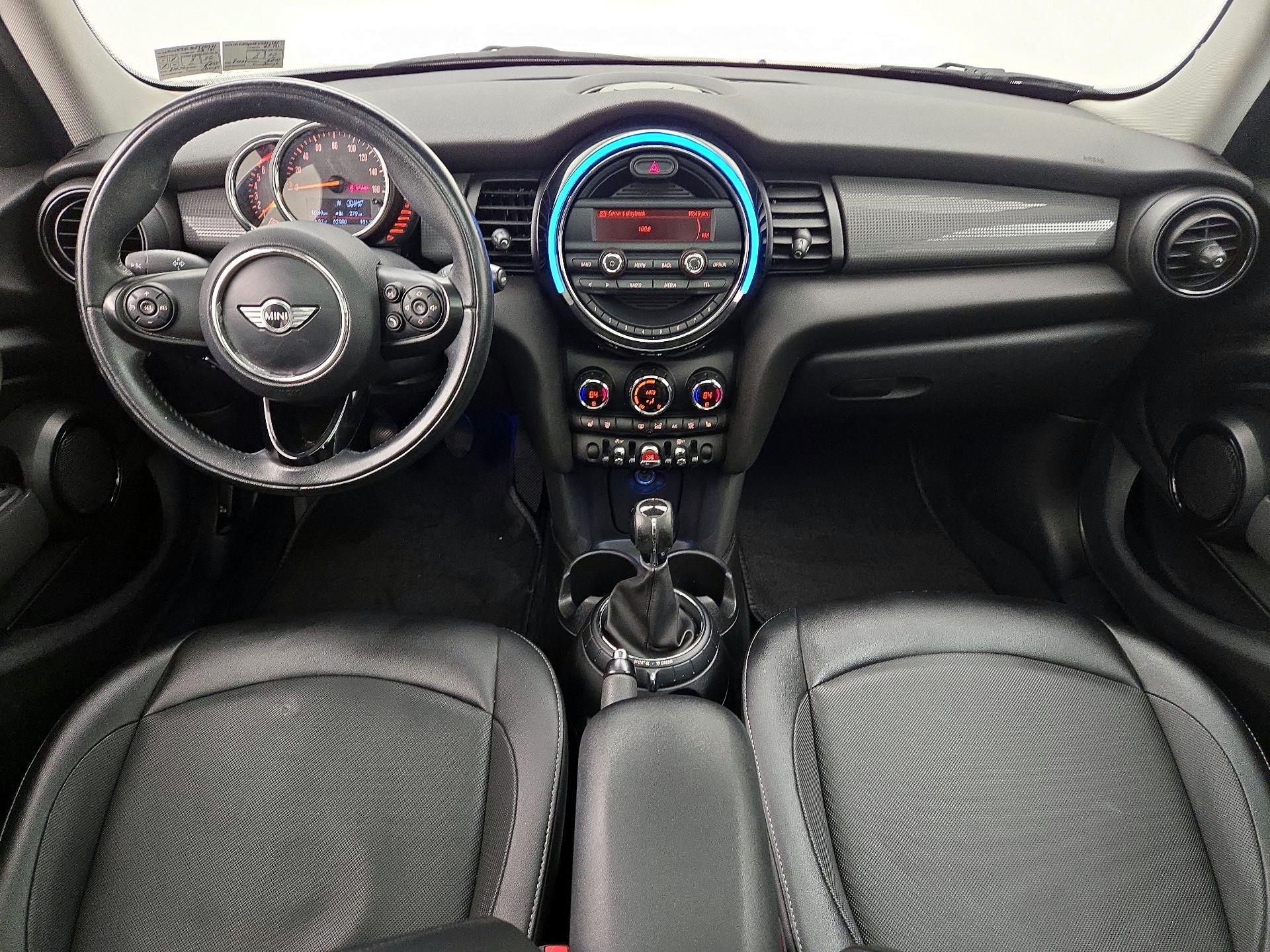 Thumbnail: 2015 MINI Cooper Hardtop - 9