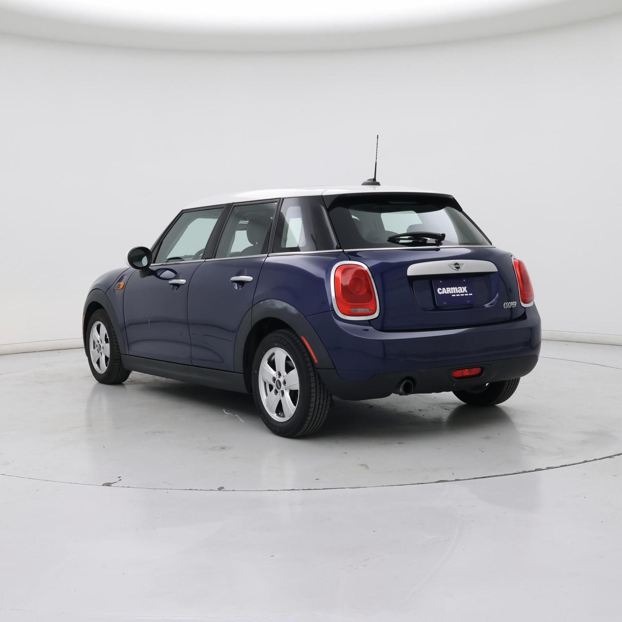 Thumbnail: 2015 MINI Cooper Hardtop - 2