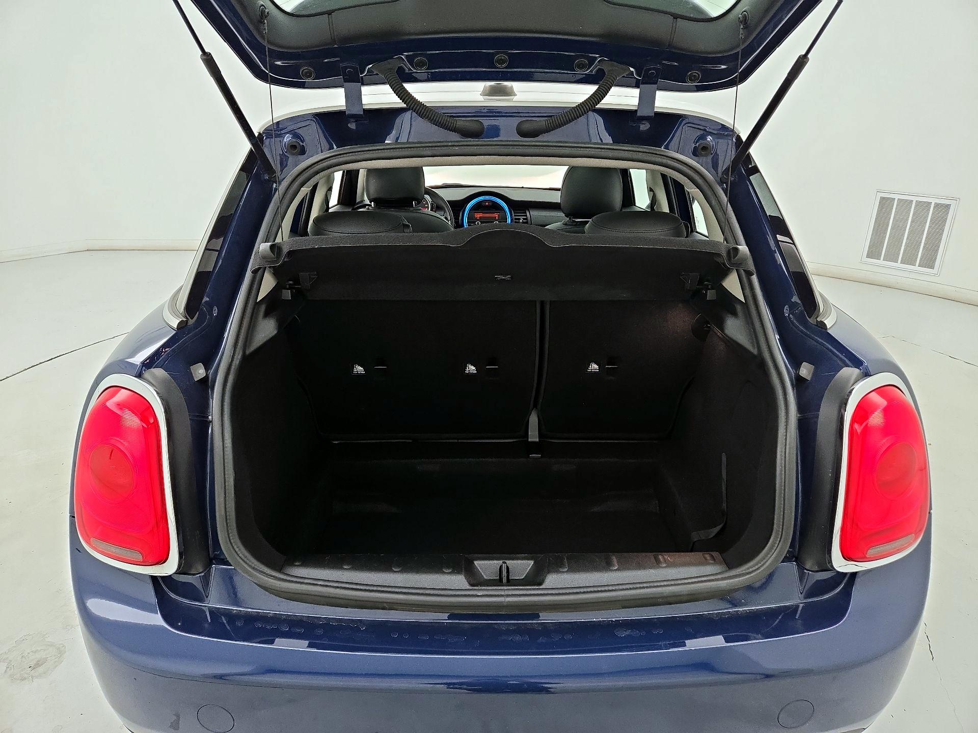 Thumbnail: 2015 MINI Cooper Hardtop - 20
