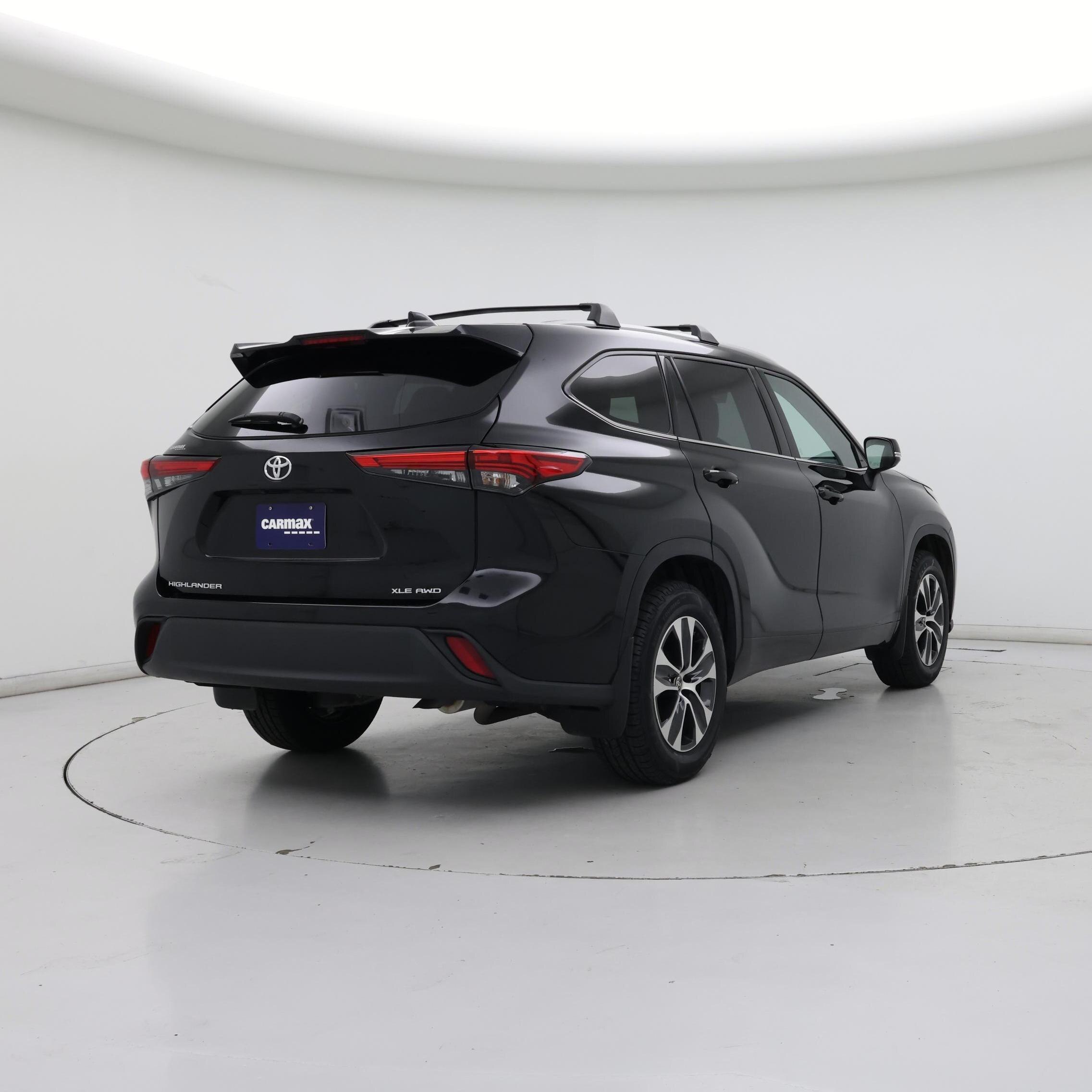 Thumbnail: 2022 Toyota Highlander - 8