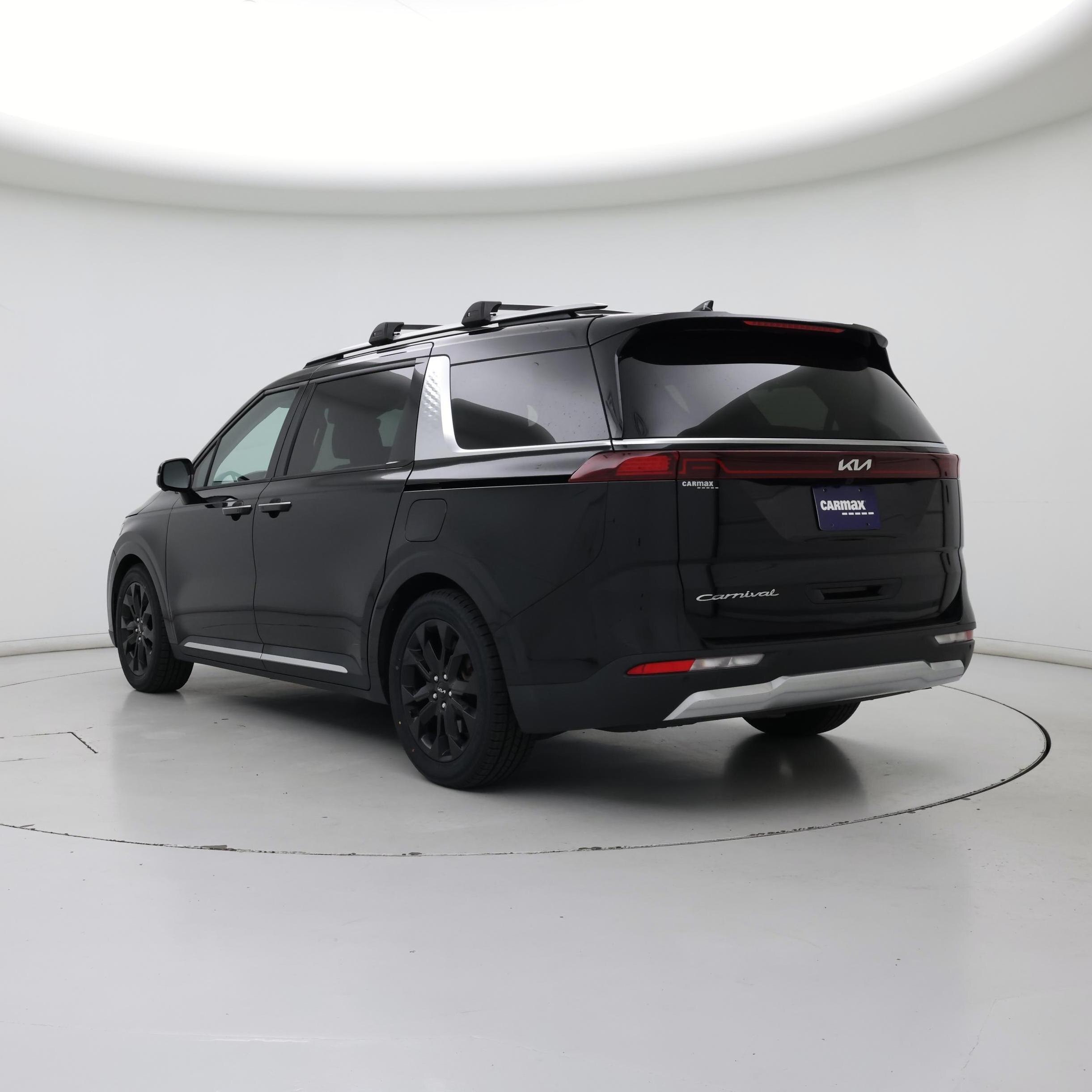 Thumbnail: 2022 Kia Carnival - 2
