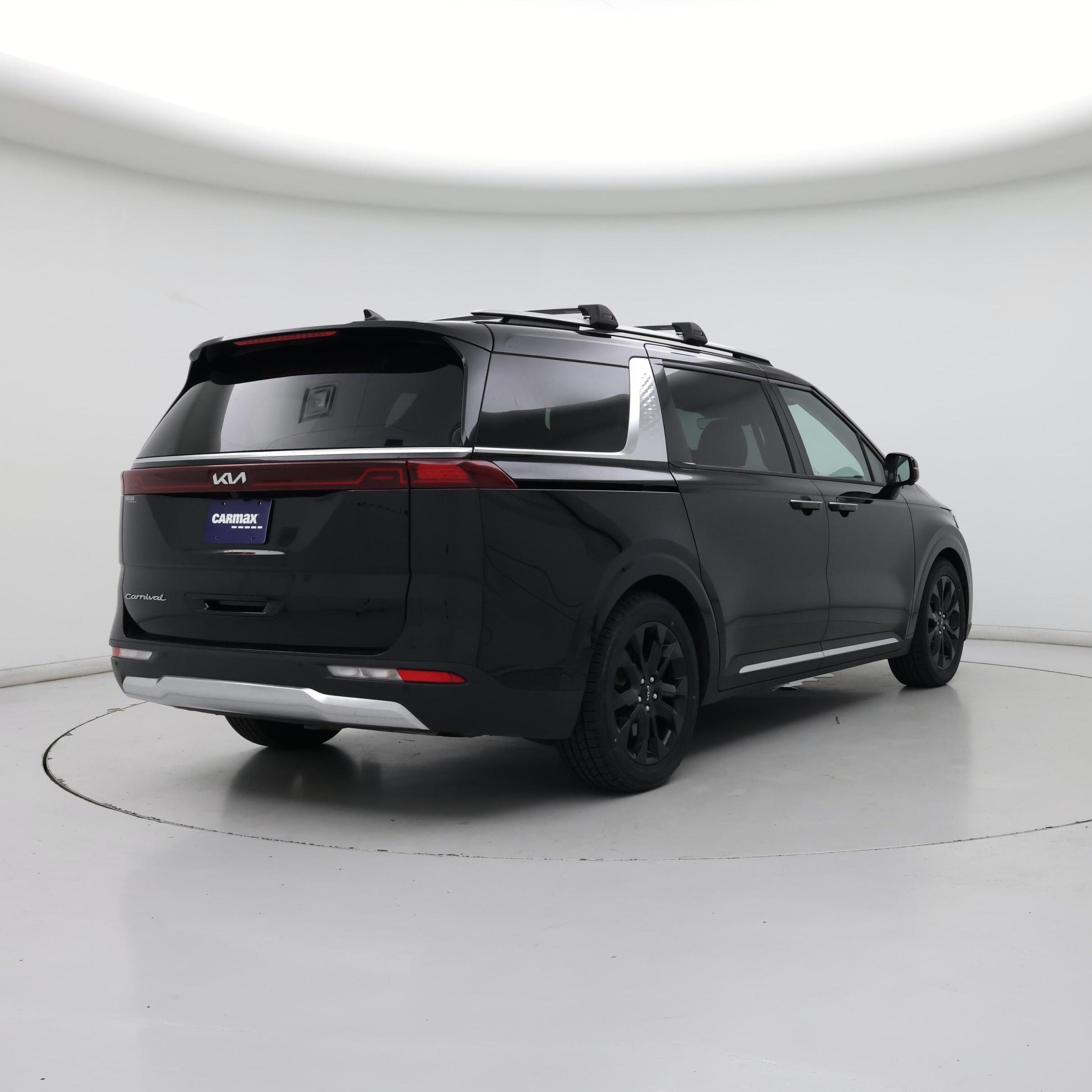 Thumbnail: 2022 Kia Carnival - 8