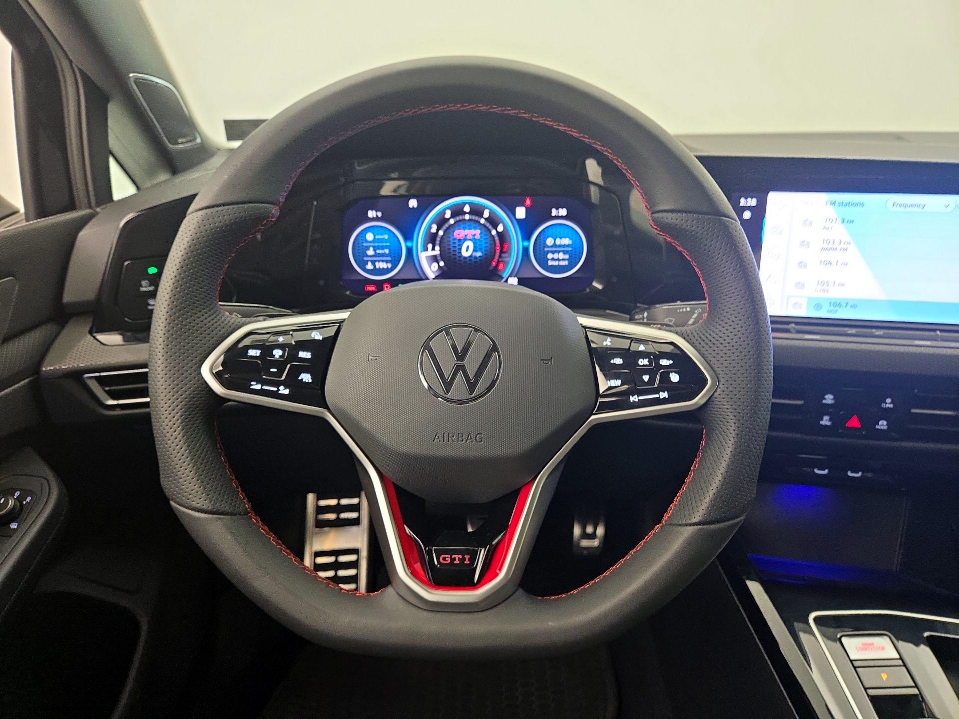 Thumbnail: 2024 Volkswagen Golf - 10