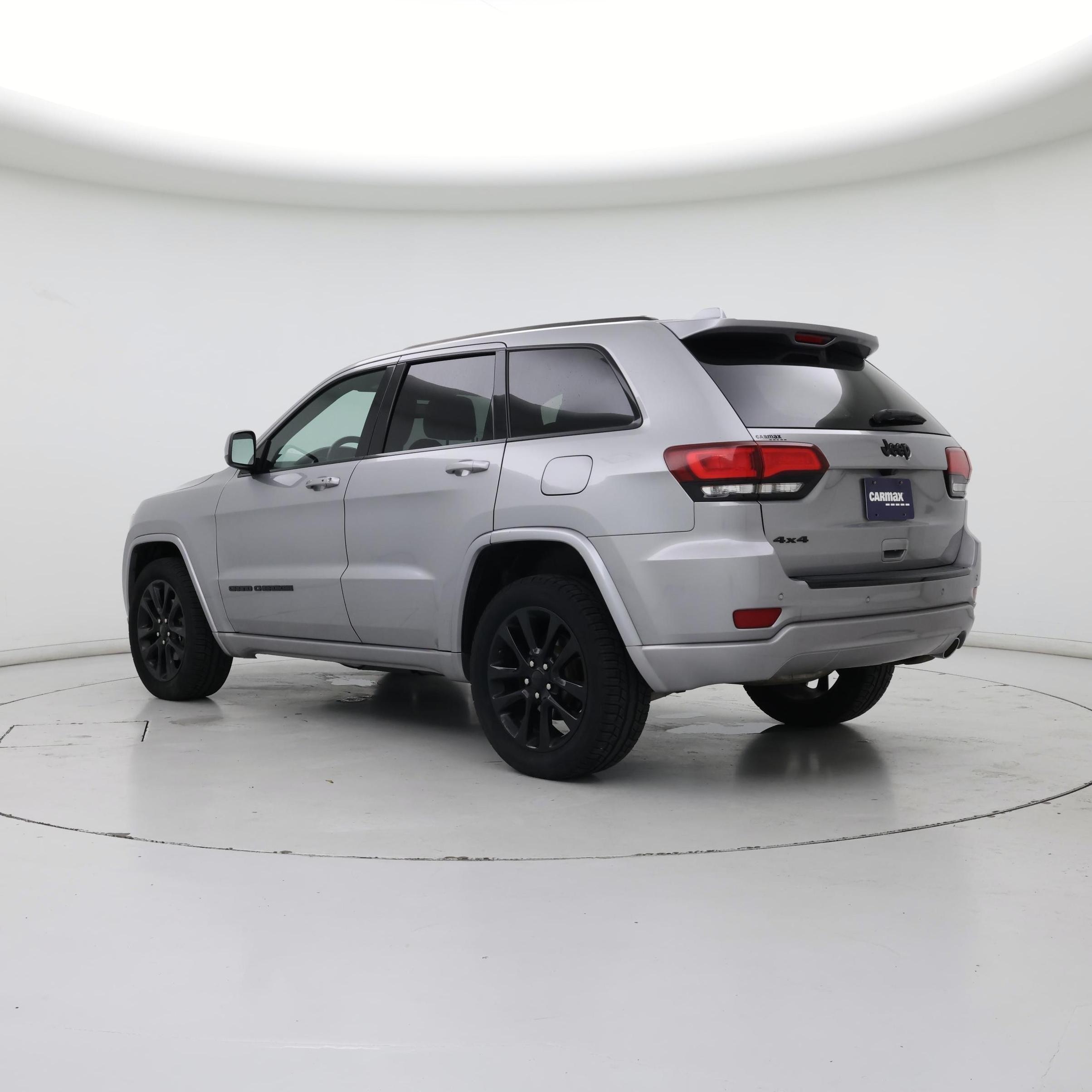 Thumbnail: 2018 Jeep Grand Cherokee - 2