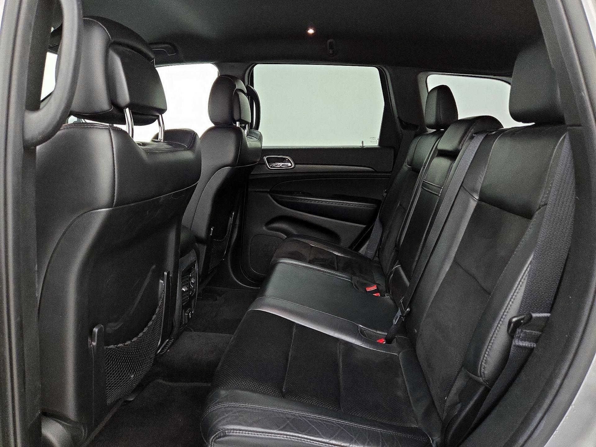 Thumbnail: 2018 Jeep Grand Cherokee - 20