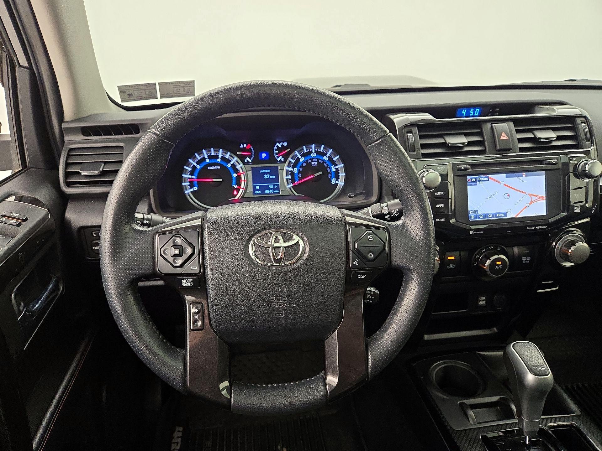 Thumbnail: 2019 Toyota 4Runner - 10
