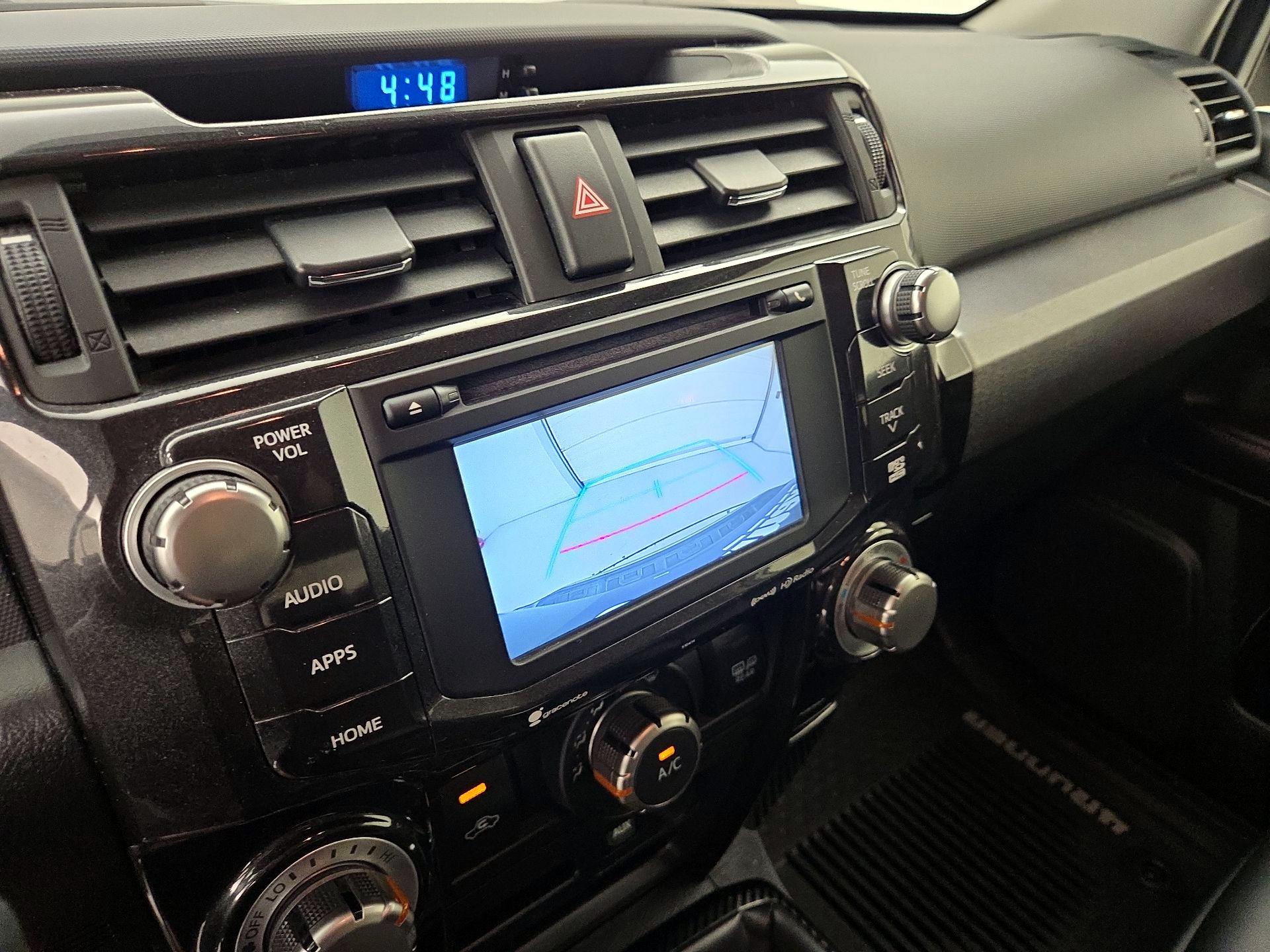 Thumbnail: 2019 Toyota 4Runner - 15