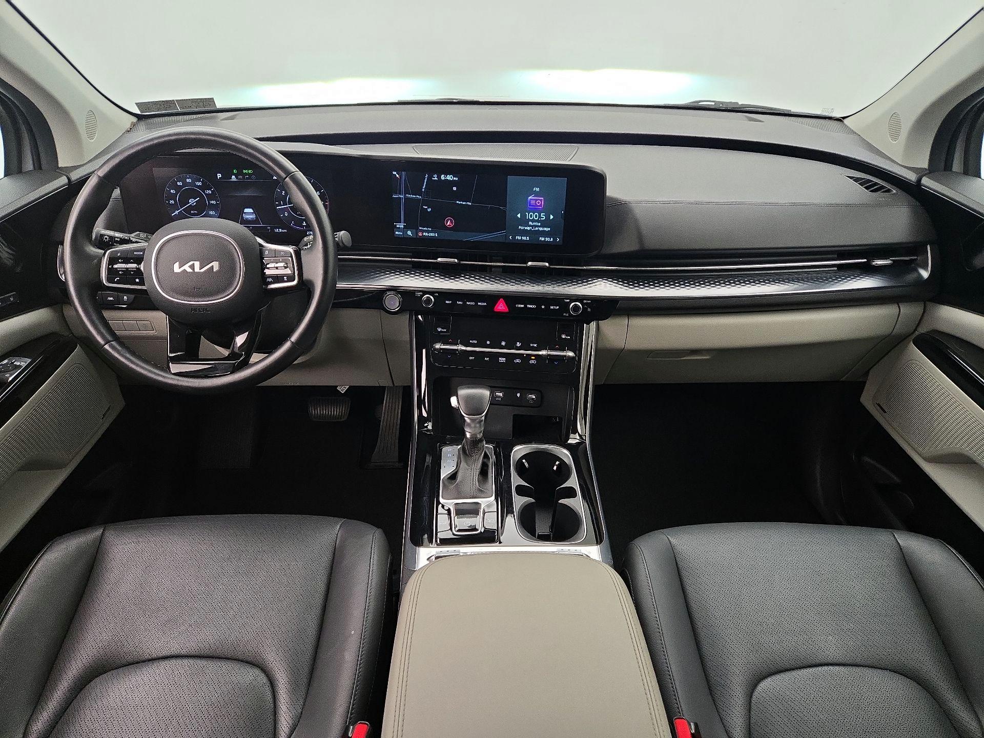 Thumbnail: 2022 Kia Carnival - 9