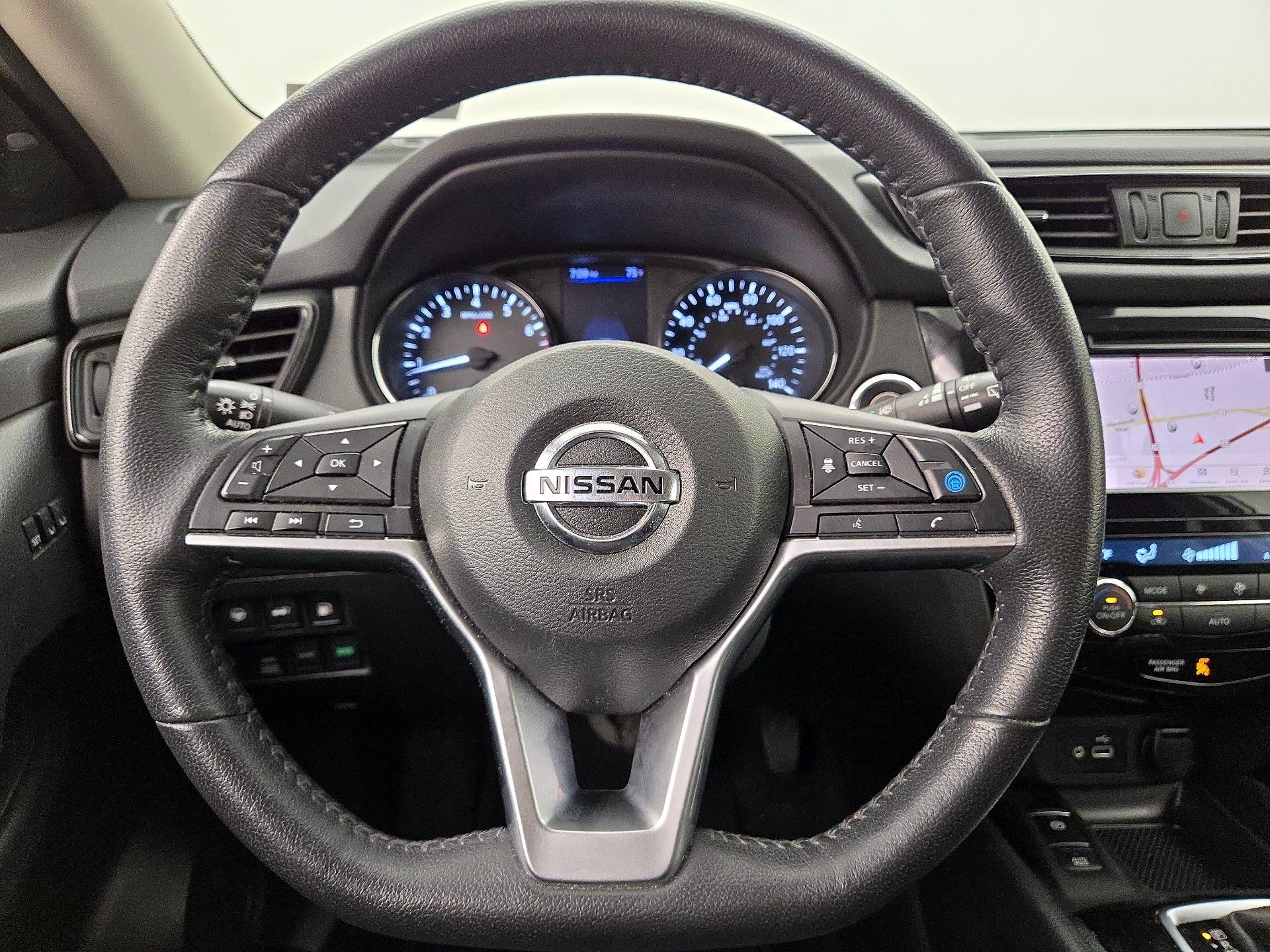 Thumbnail: 2020 Nissan Rogue - 10
