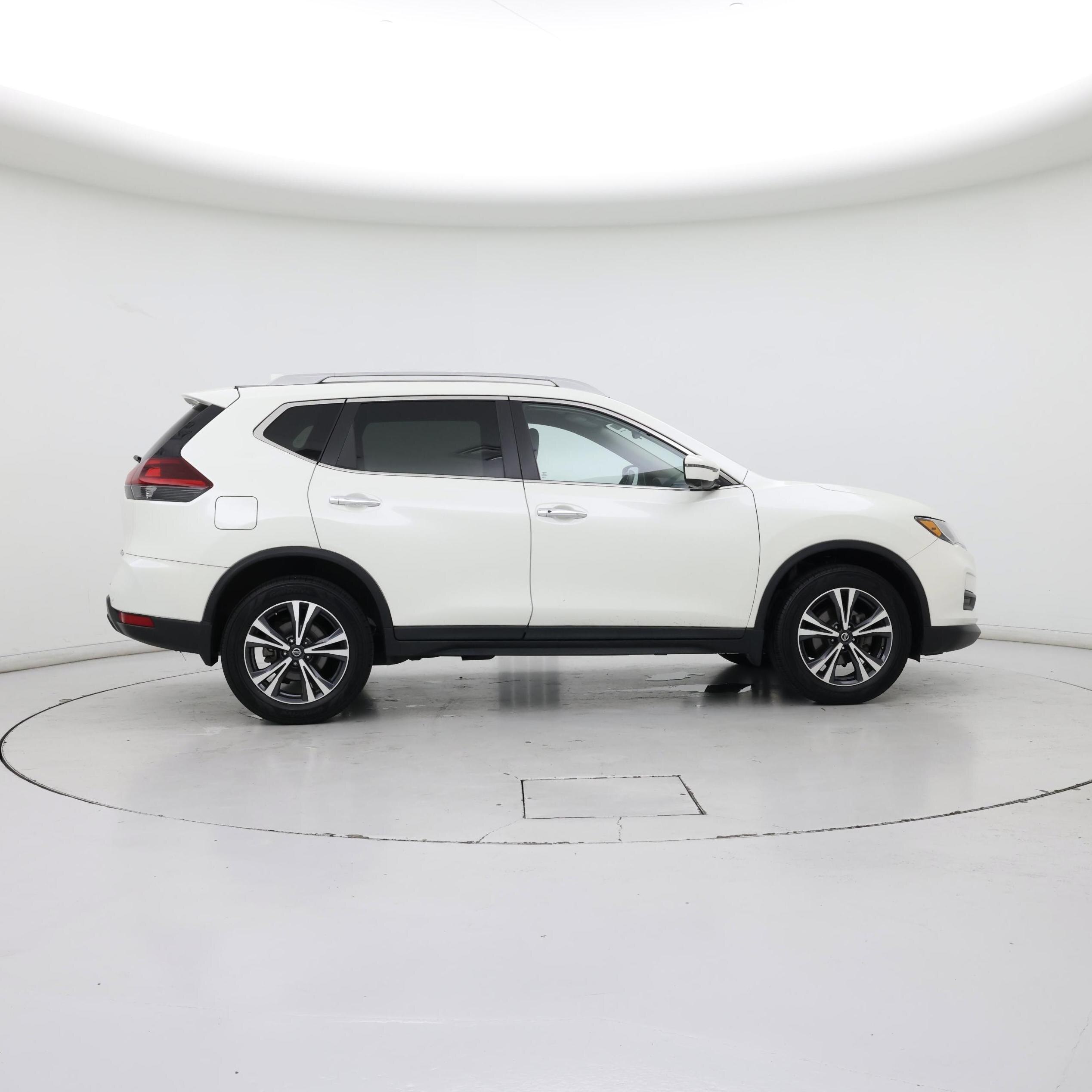Thumbnail: 2020 Nissan Rogue - 7