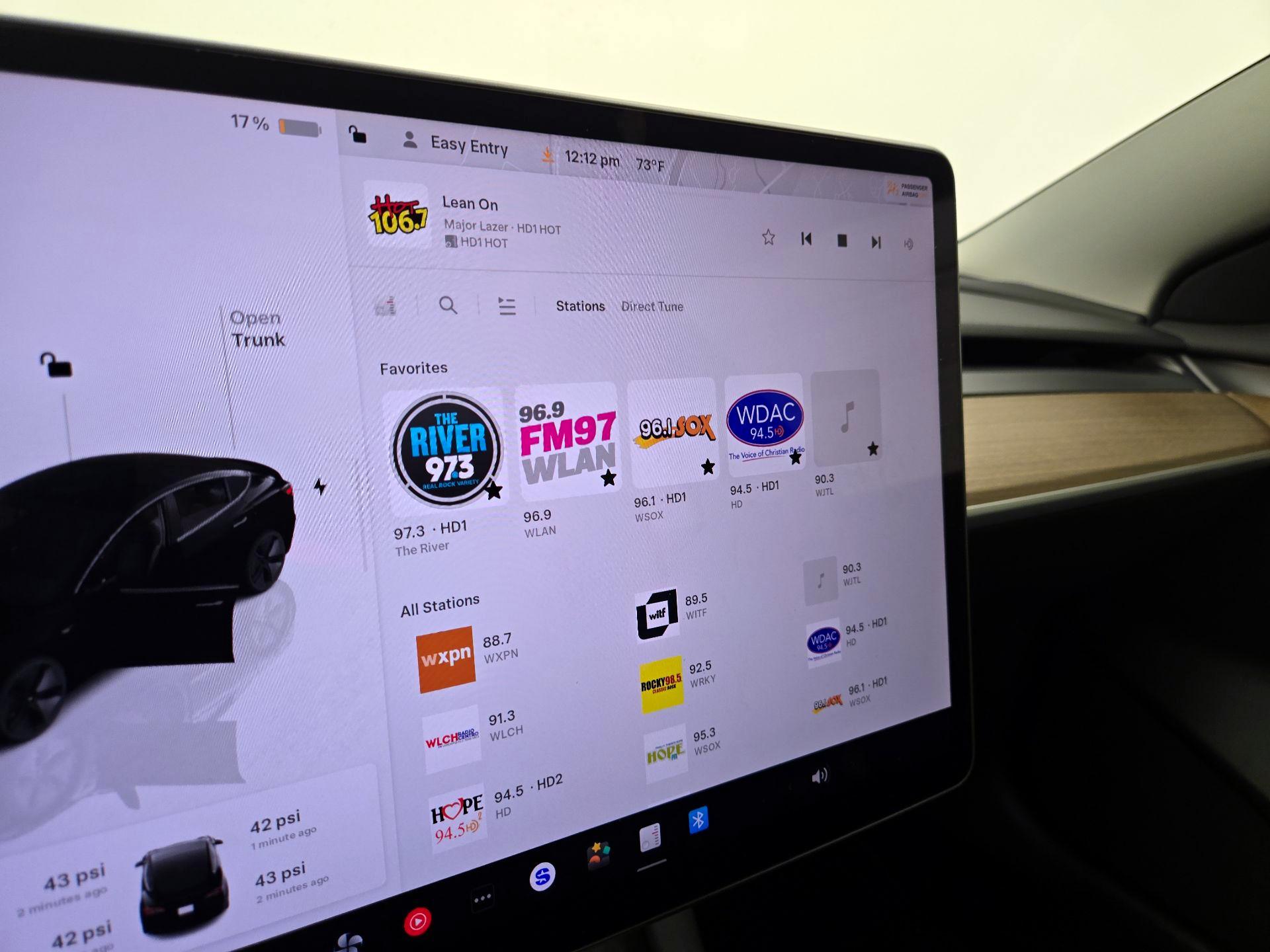 Thumbnail: 2023 Tesla Model 3 - 15