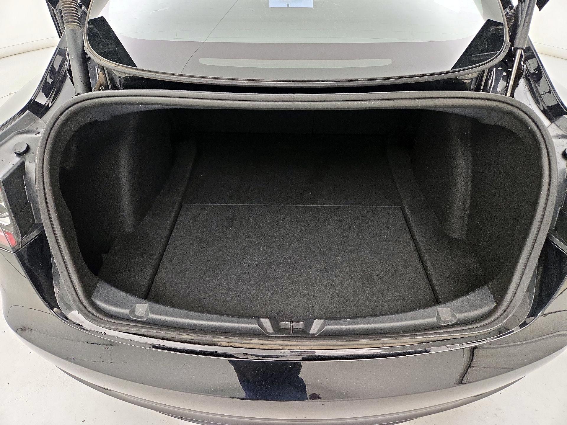 Thumbnail: 2023 Tesla Model 3 - 20