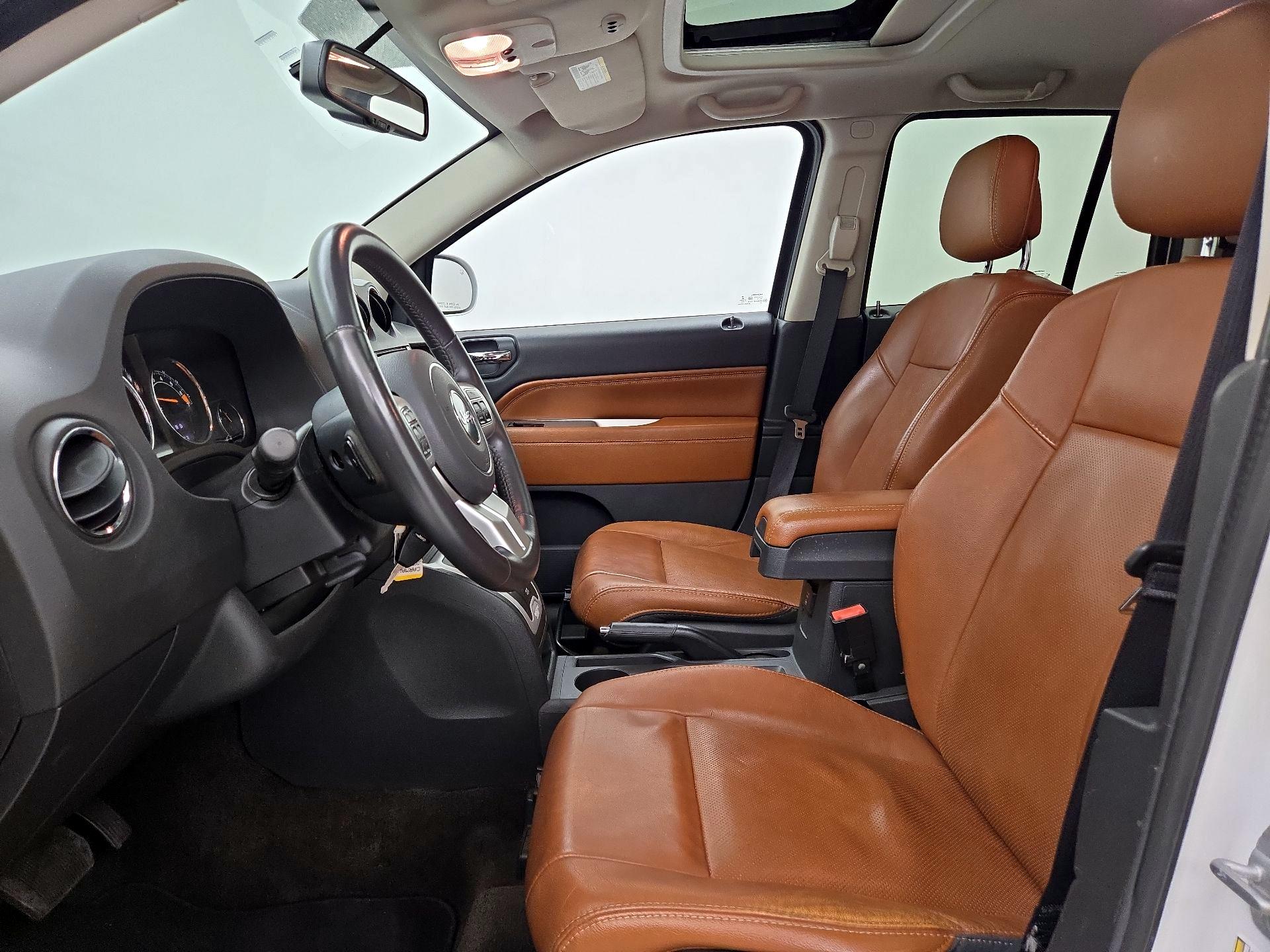 Thumbnail: 2014 Jeep Compass - 11