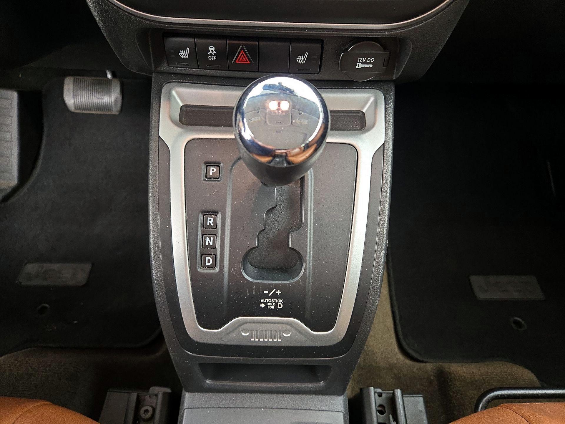 Thumbnail: 2014 Jeep Compass - 16