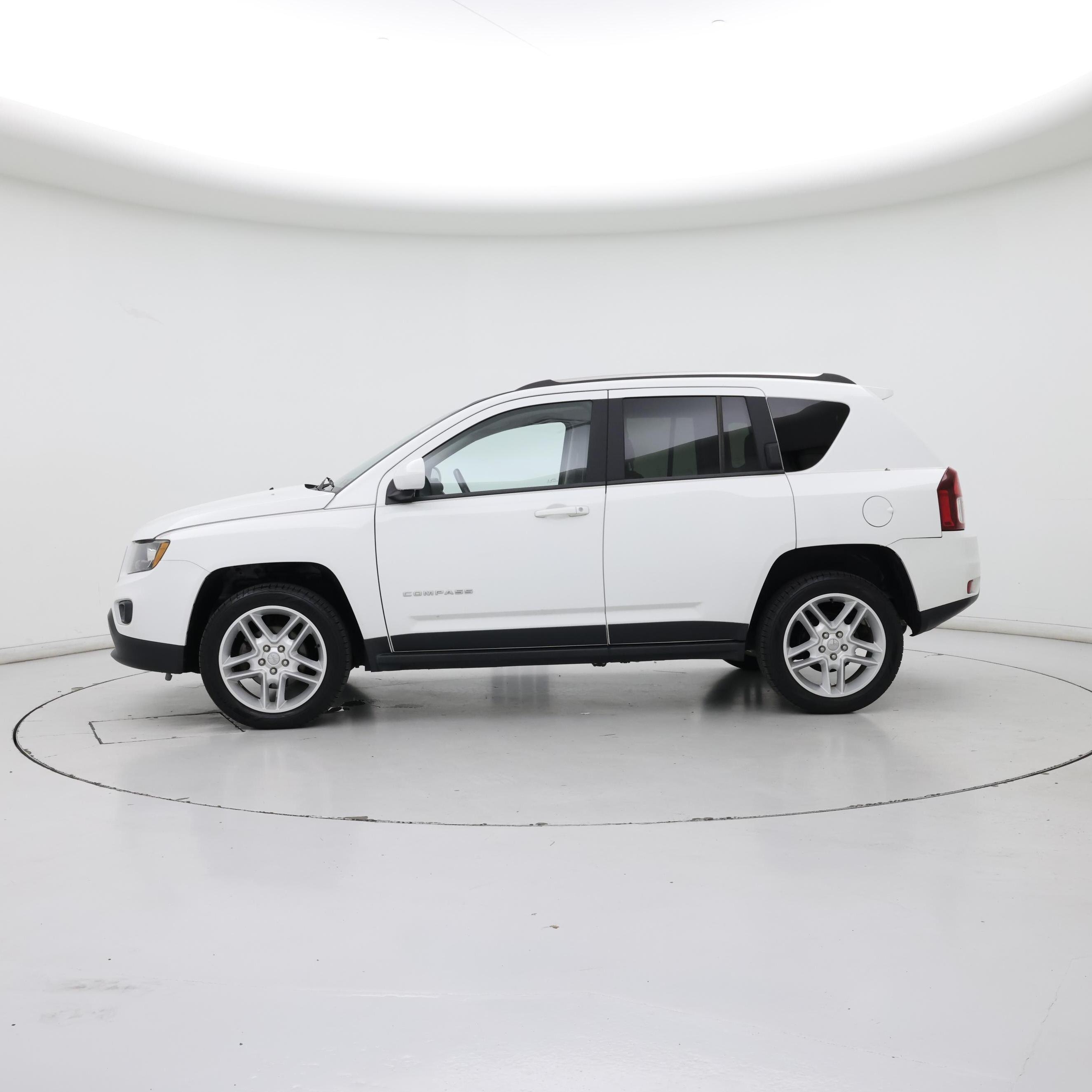 Thumbnail: 2014 Jeep Compass - 3
