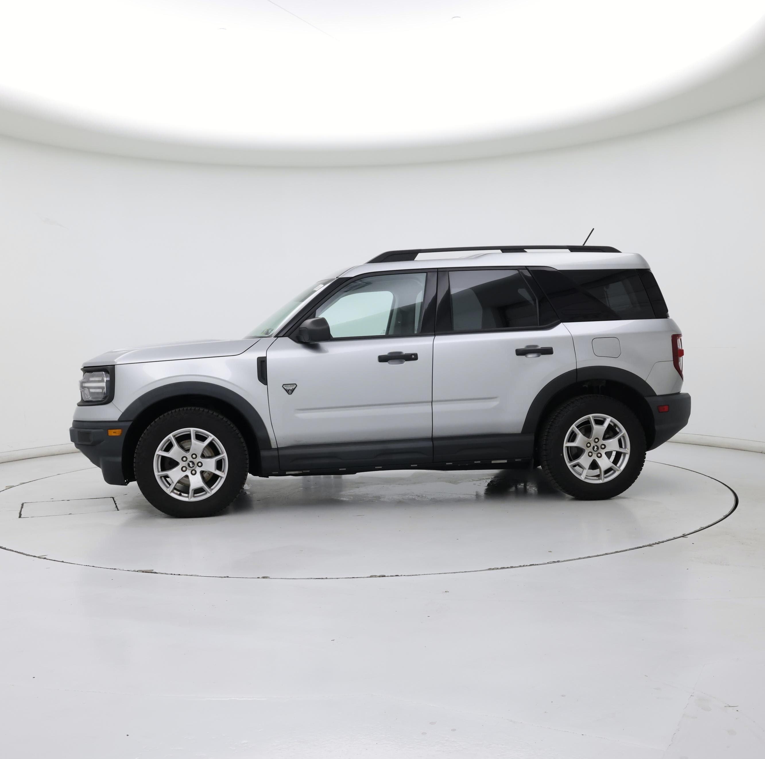 Thumbnail: 2021 Ford Bronco Sport - 3