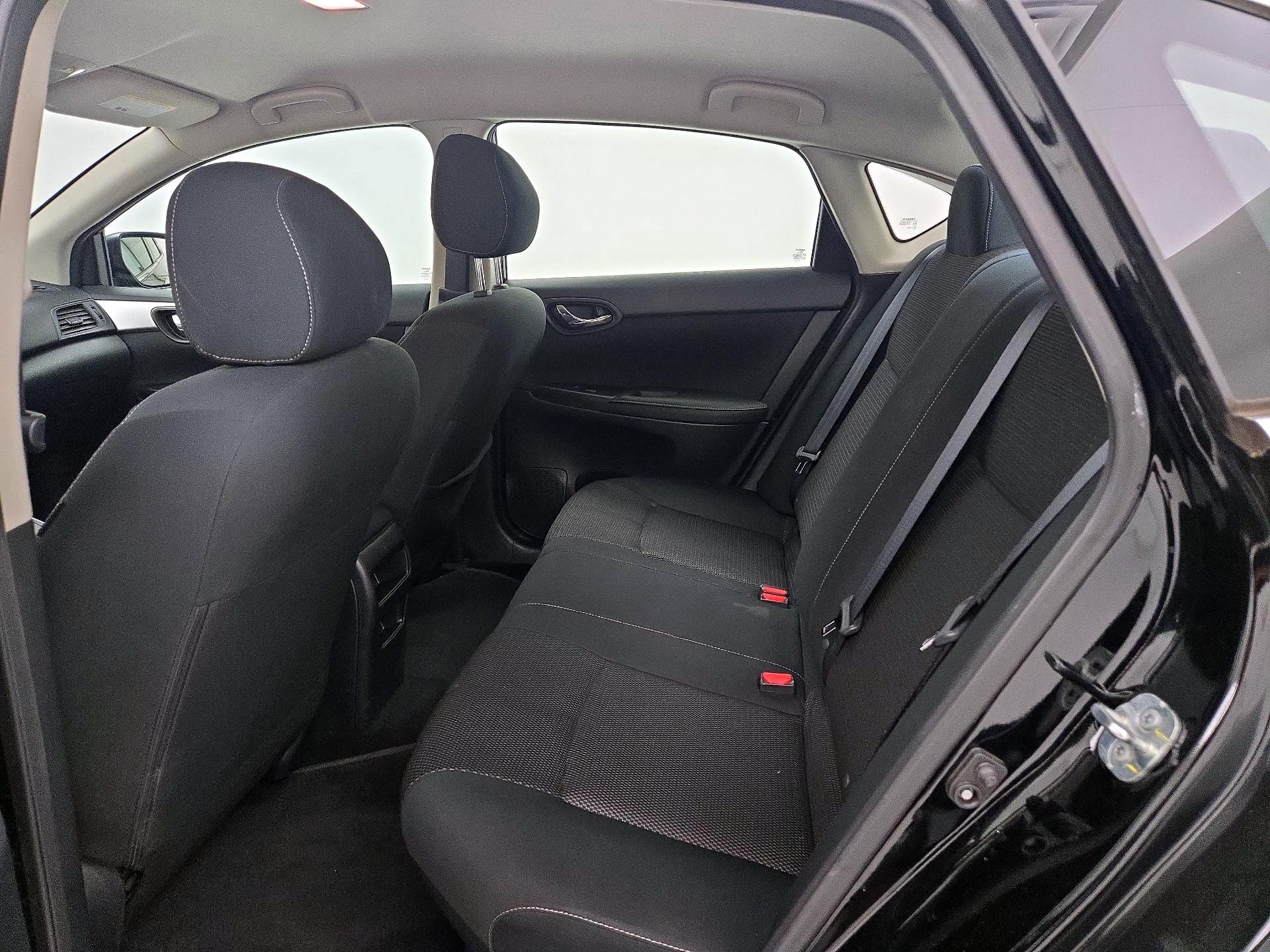 Thumbnail: 2019 Nissan Sentra - 19