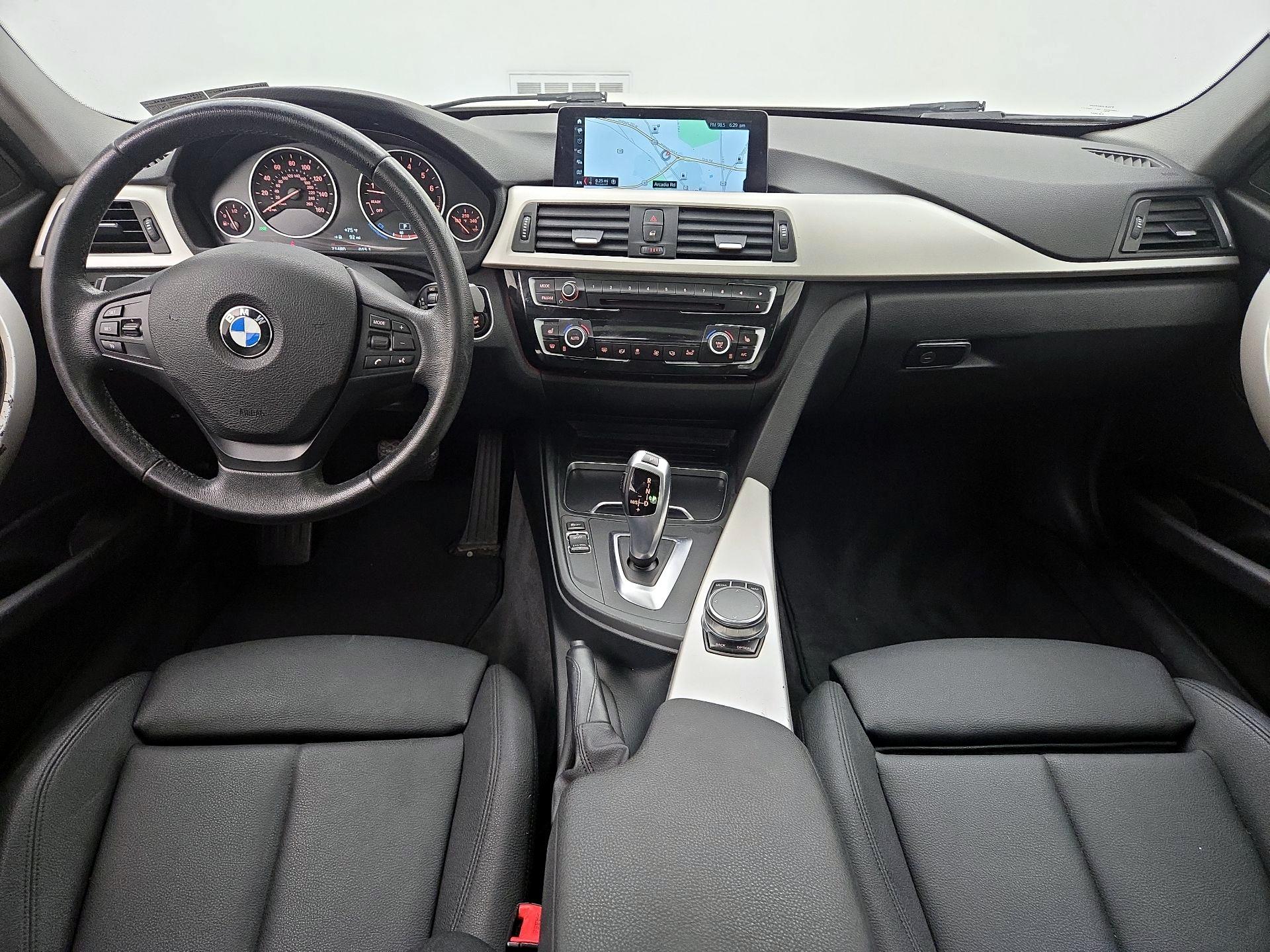 Thumbnail: 2018 BMW 3 Series - 9