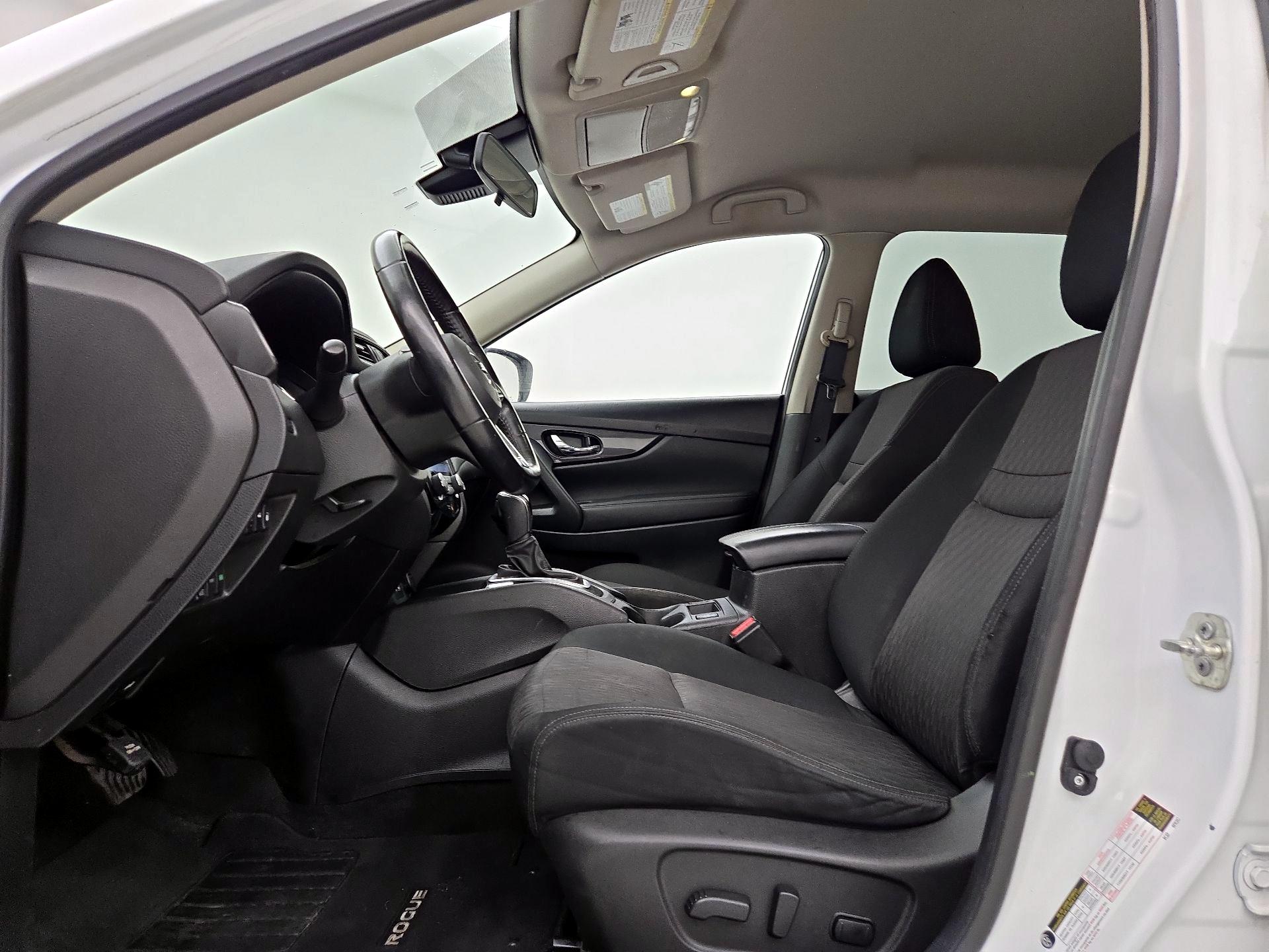 Thumbnail: 2020 Nissan Rogue - 11