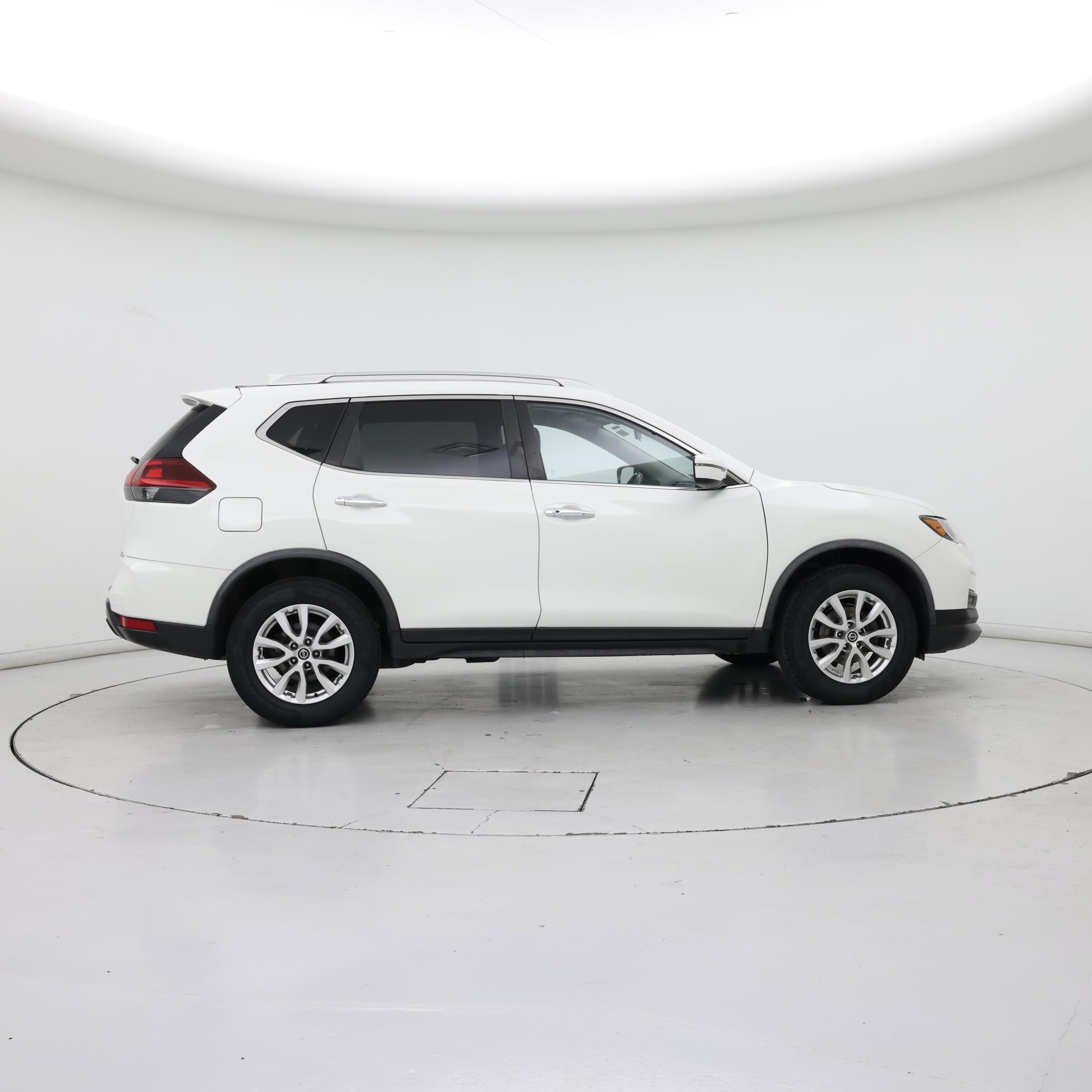 Thumbnail: 2020 Nissan Rogue - 7