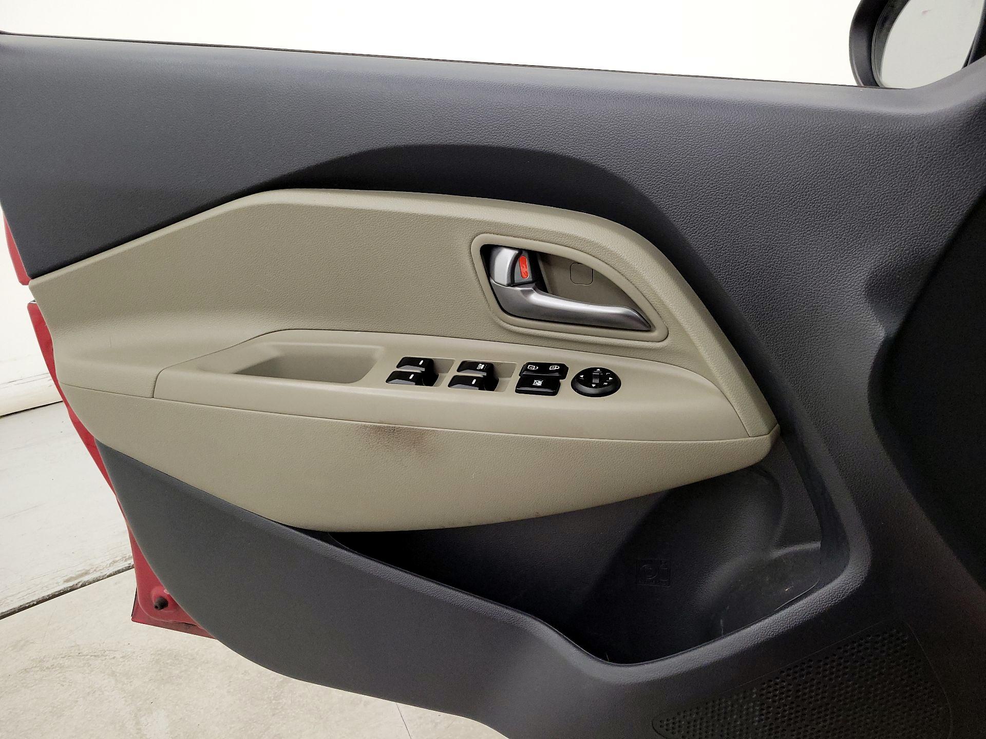 Thumbnail: 2015 Kia Rio5 - 12