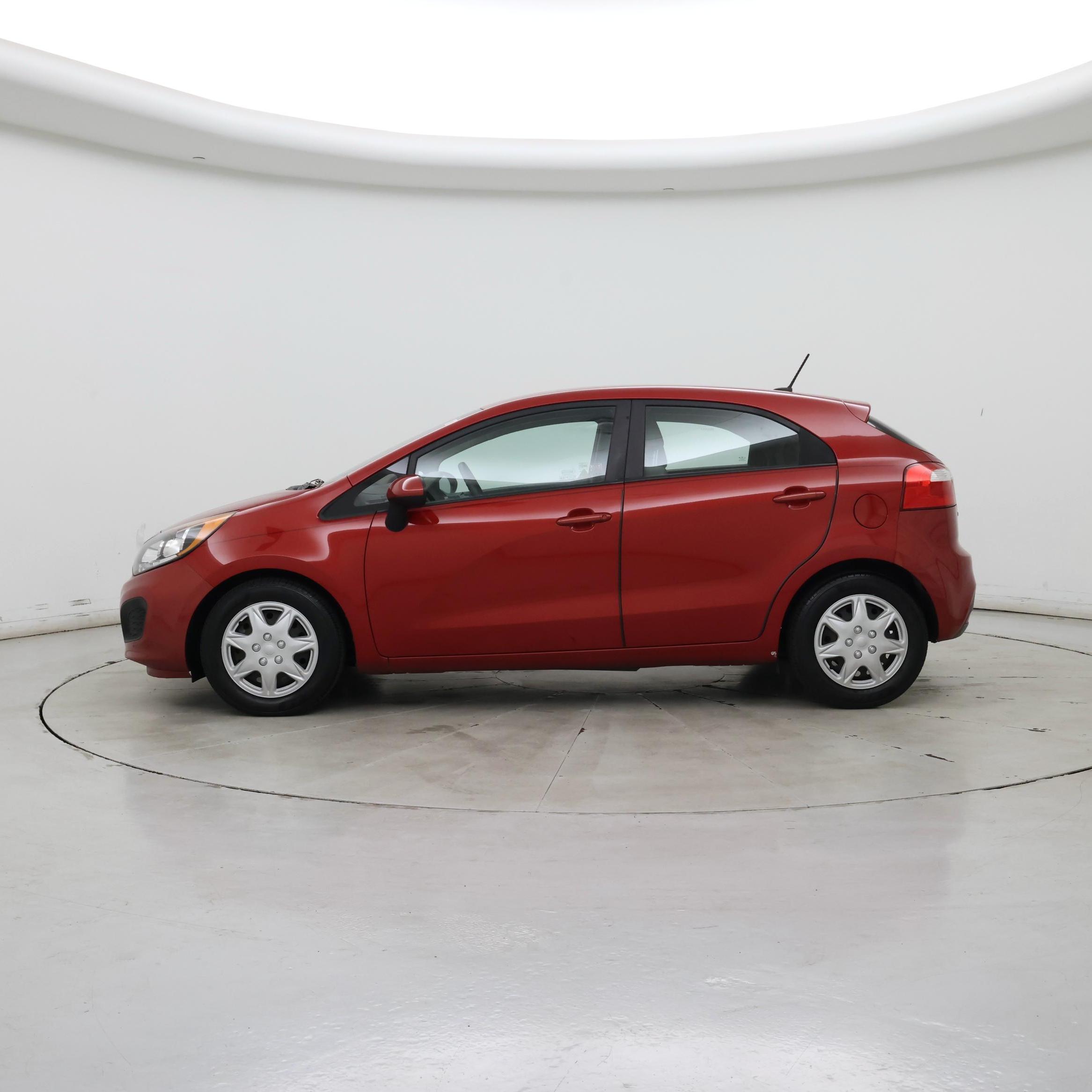 Thumbnail: 2015 Kia Rio5 - 3