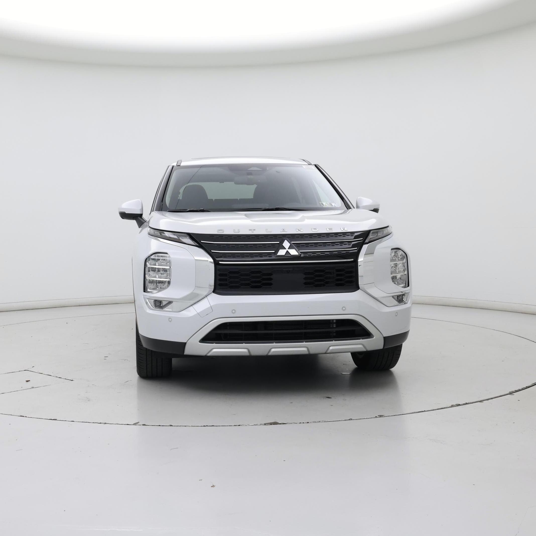 Thumbnail: 2024 Mitsubishi Outlander - 5