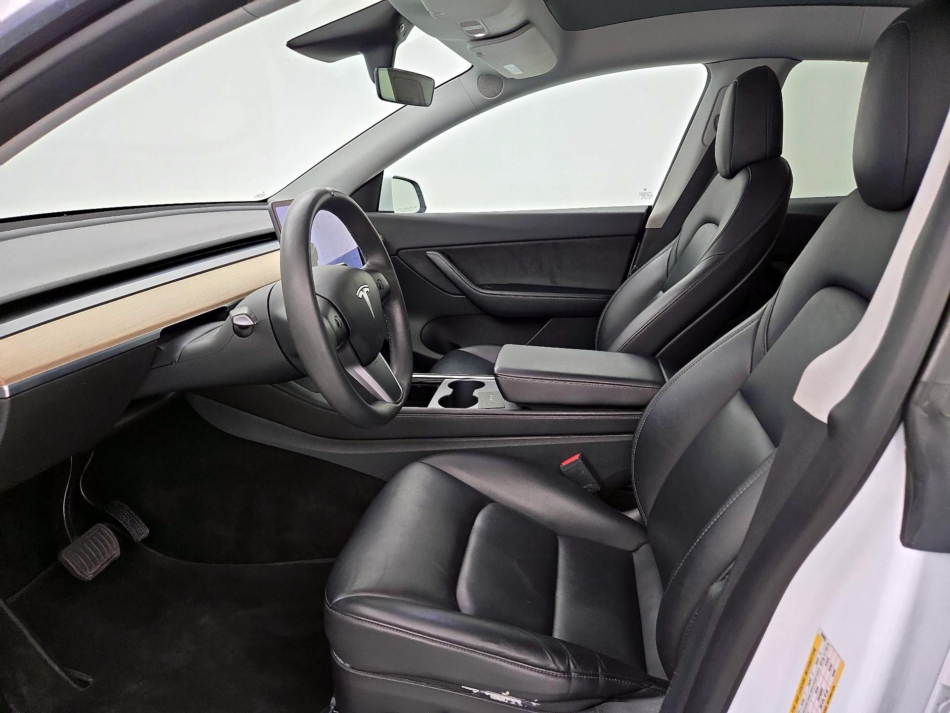 Thumbnail: 2022 Tesla Model Y - 11