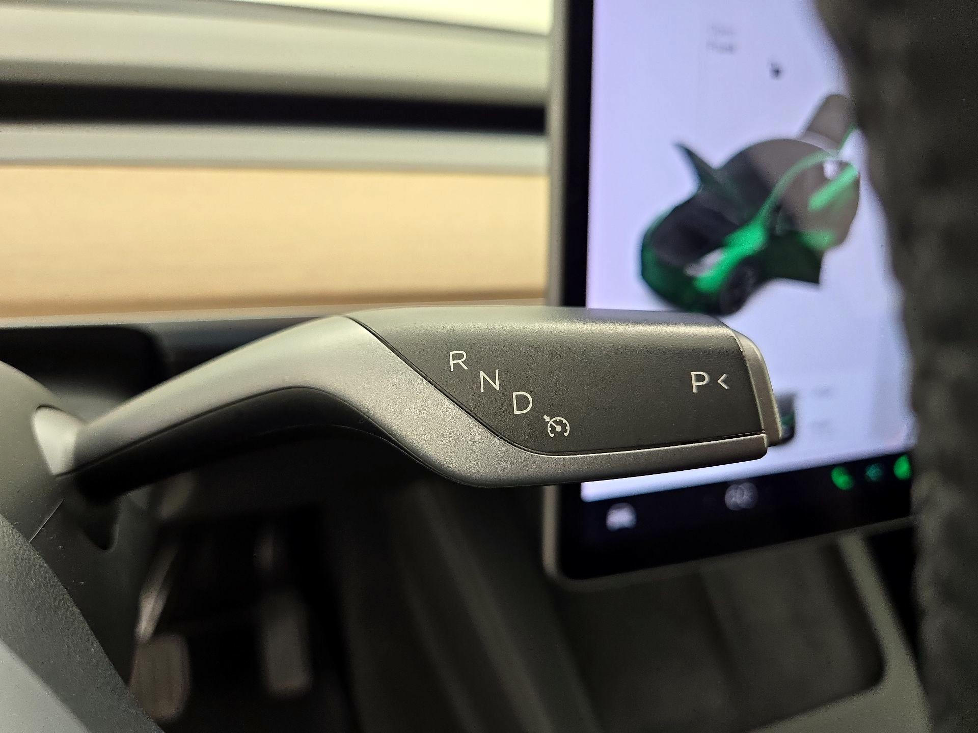 Thumbnail: 2022 Tesla Model Y - 17