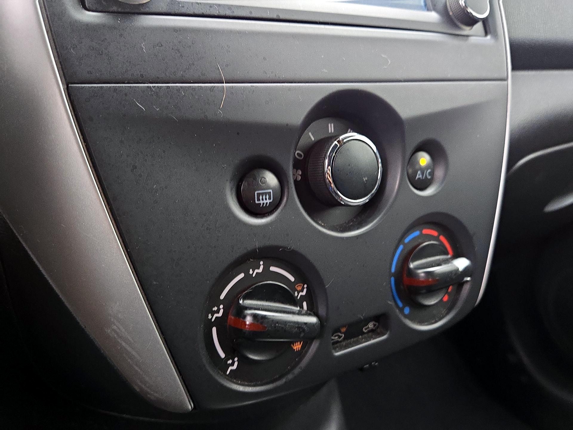 Thumbnail: 2016 Nissan Versa - 16
