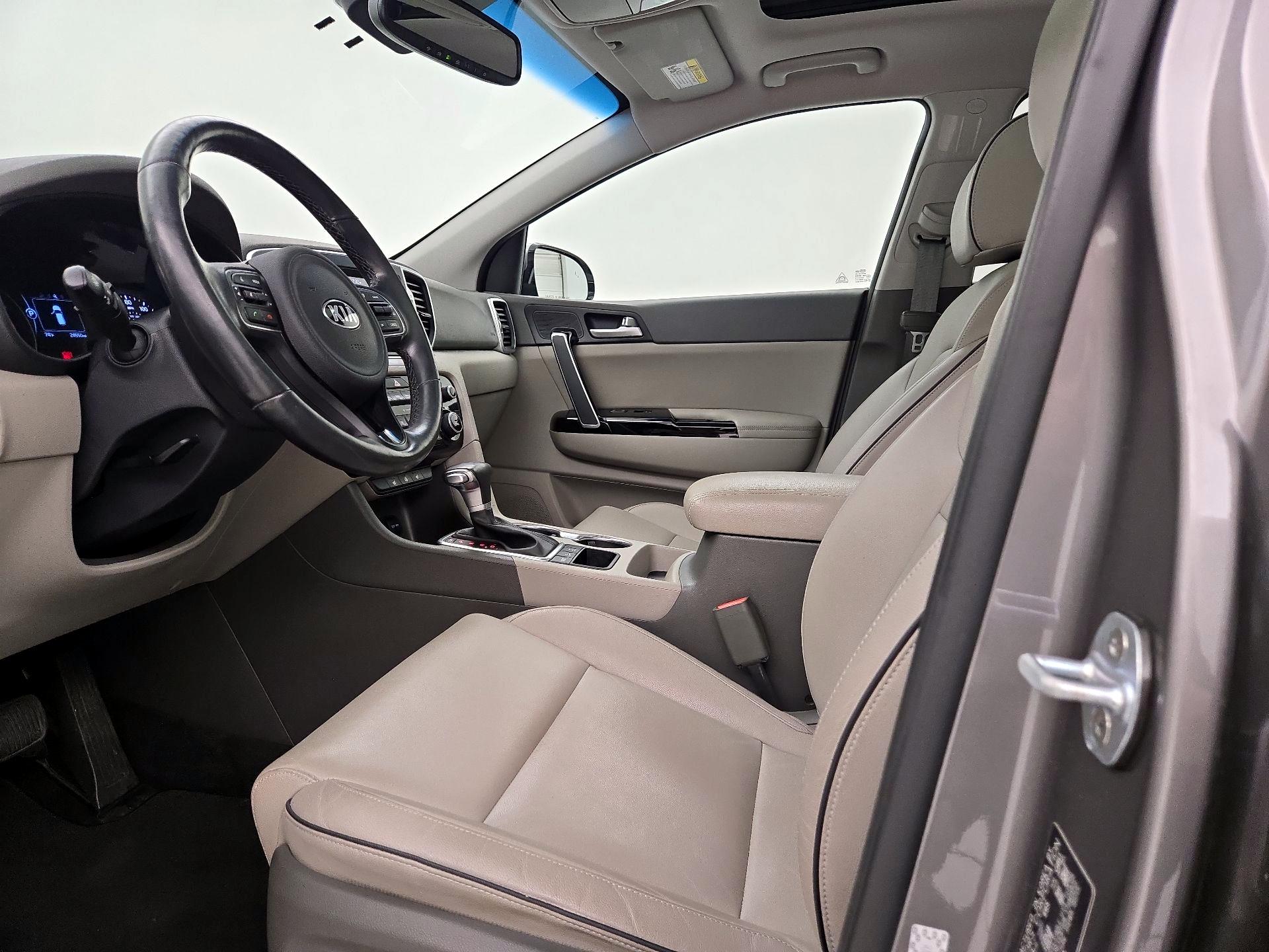 Thumbnail: 2018 Kia Sportage - 11