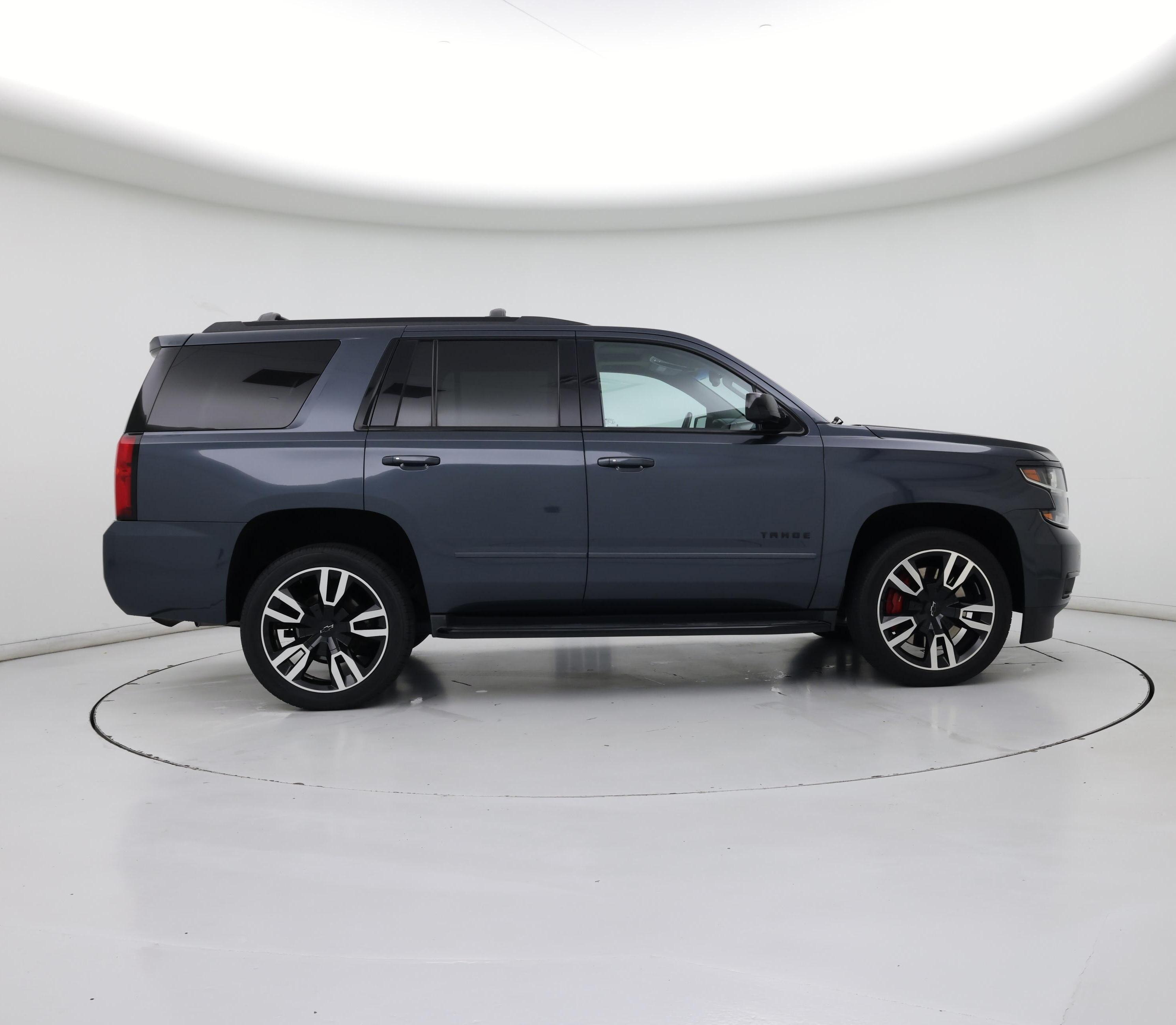 Thumbnail: 2019 Chevrolet Tahoe - 7