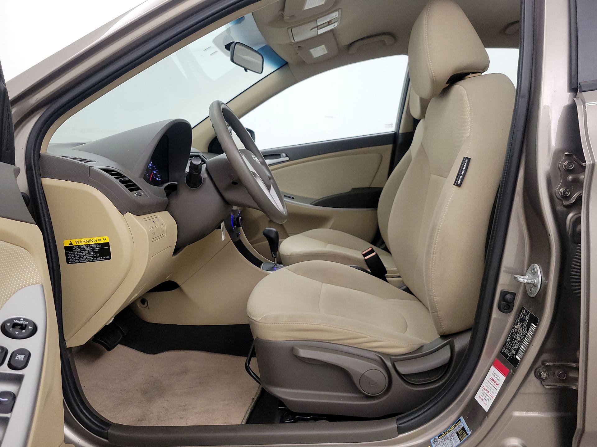 Thumbnail: 2014 Hyundai Accent - 11