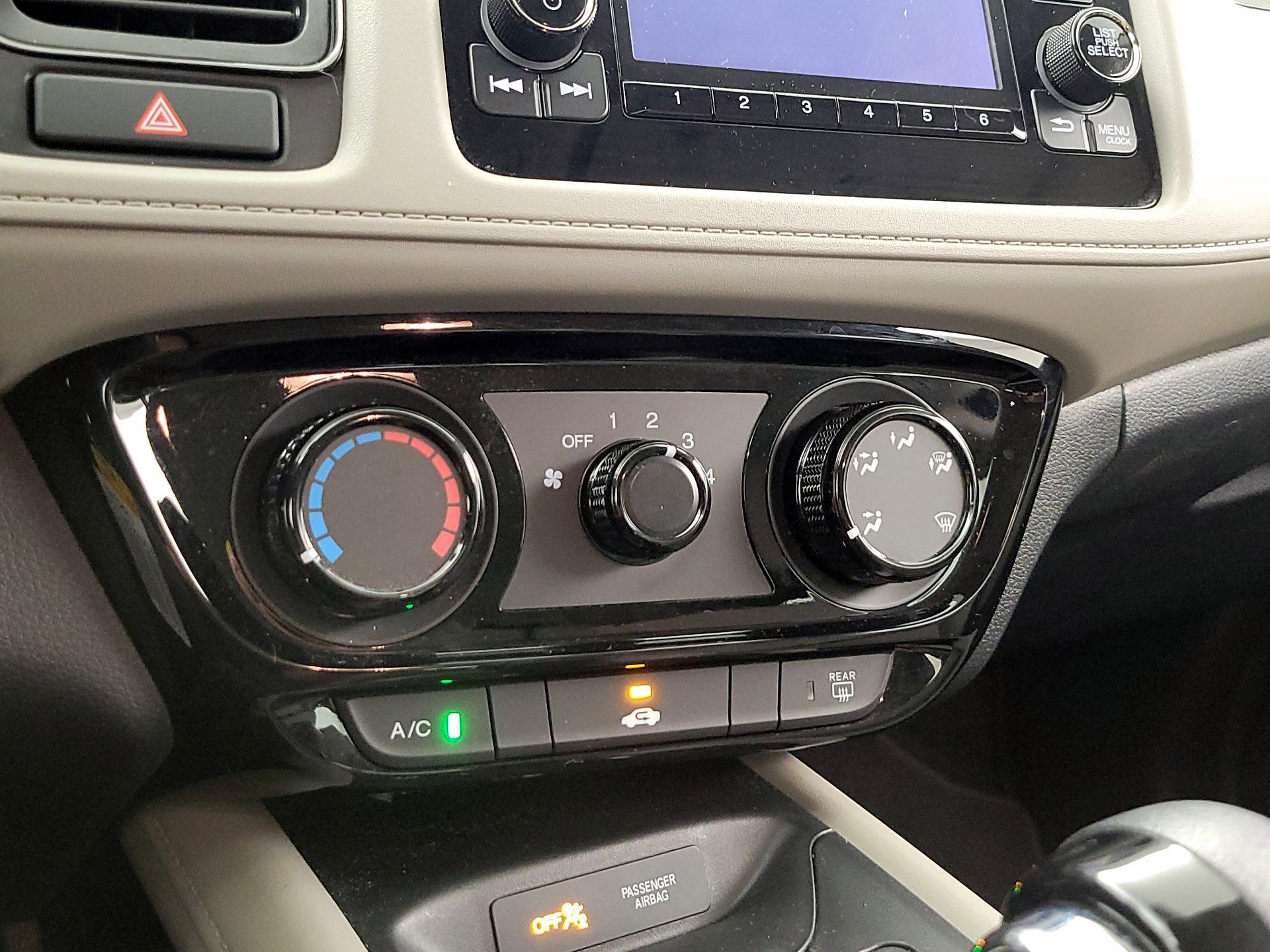 Thumbnail: 2019 Honda HR-V - 16