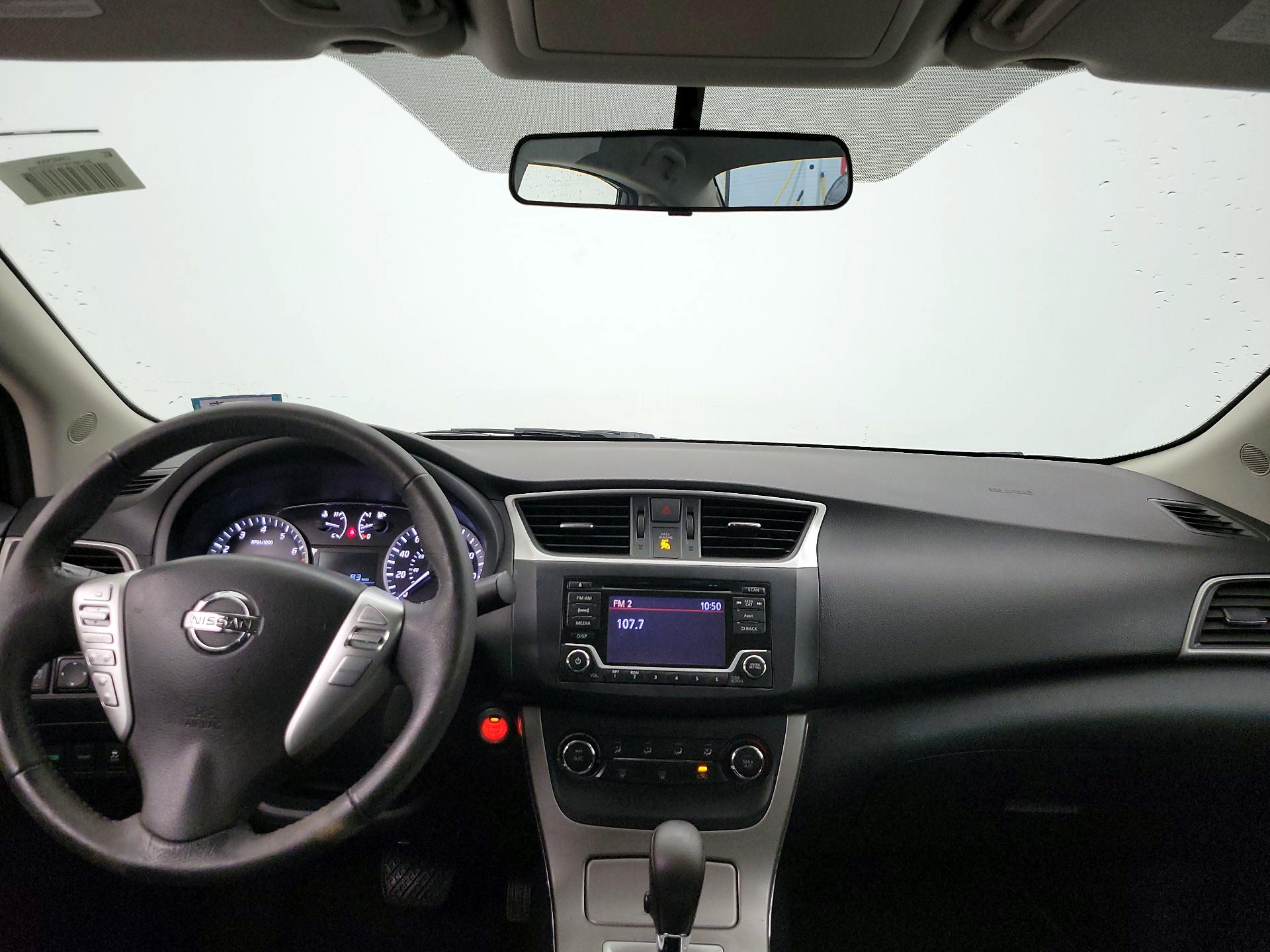 Thumbnail: 2015 Nissan Sentra - 9